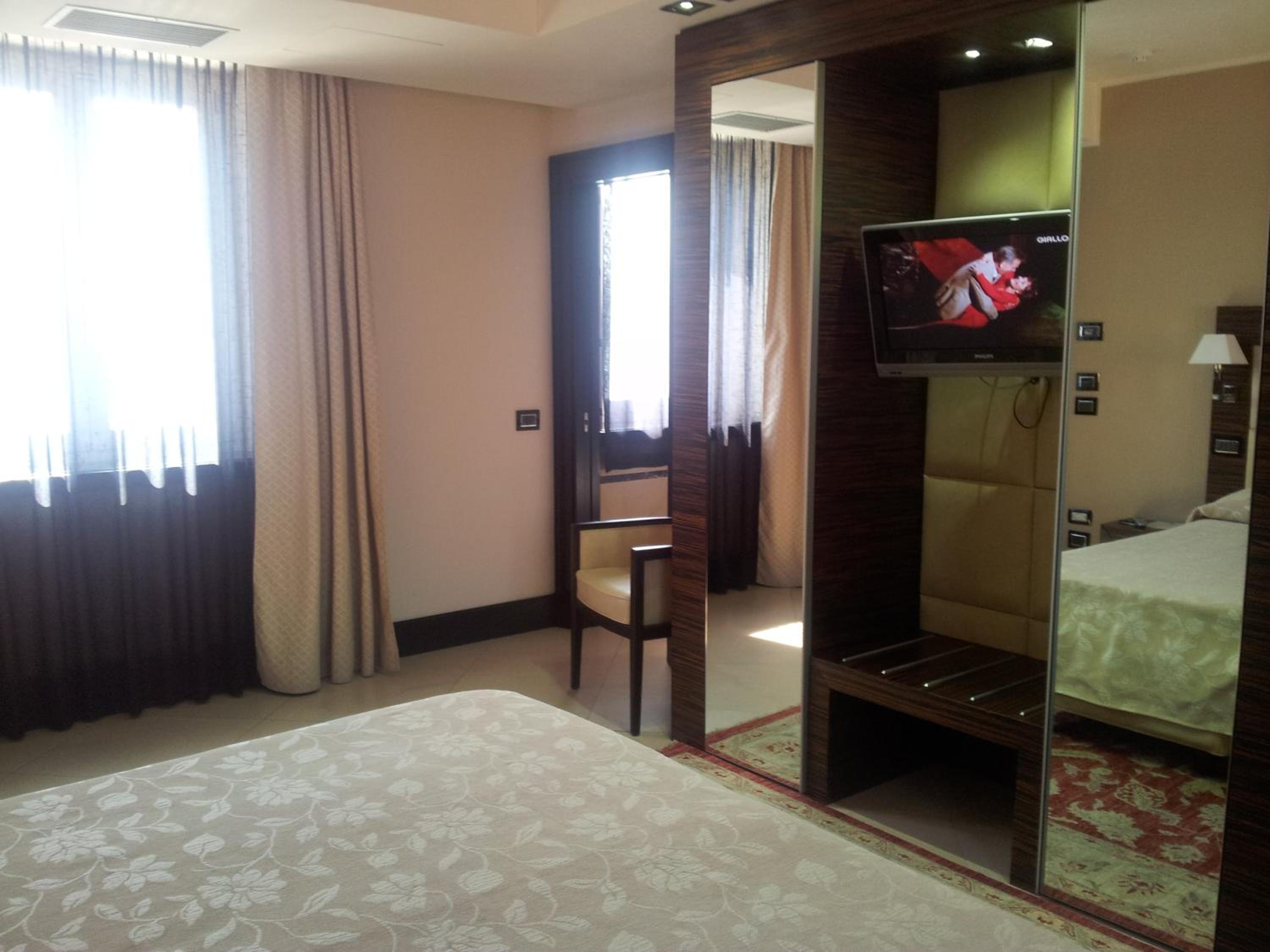 Junior Suite - Photo 6