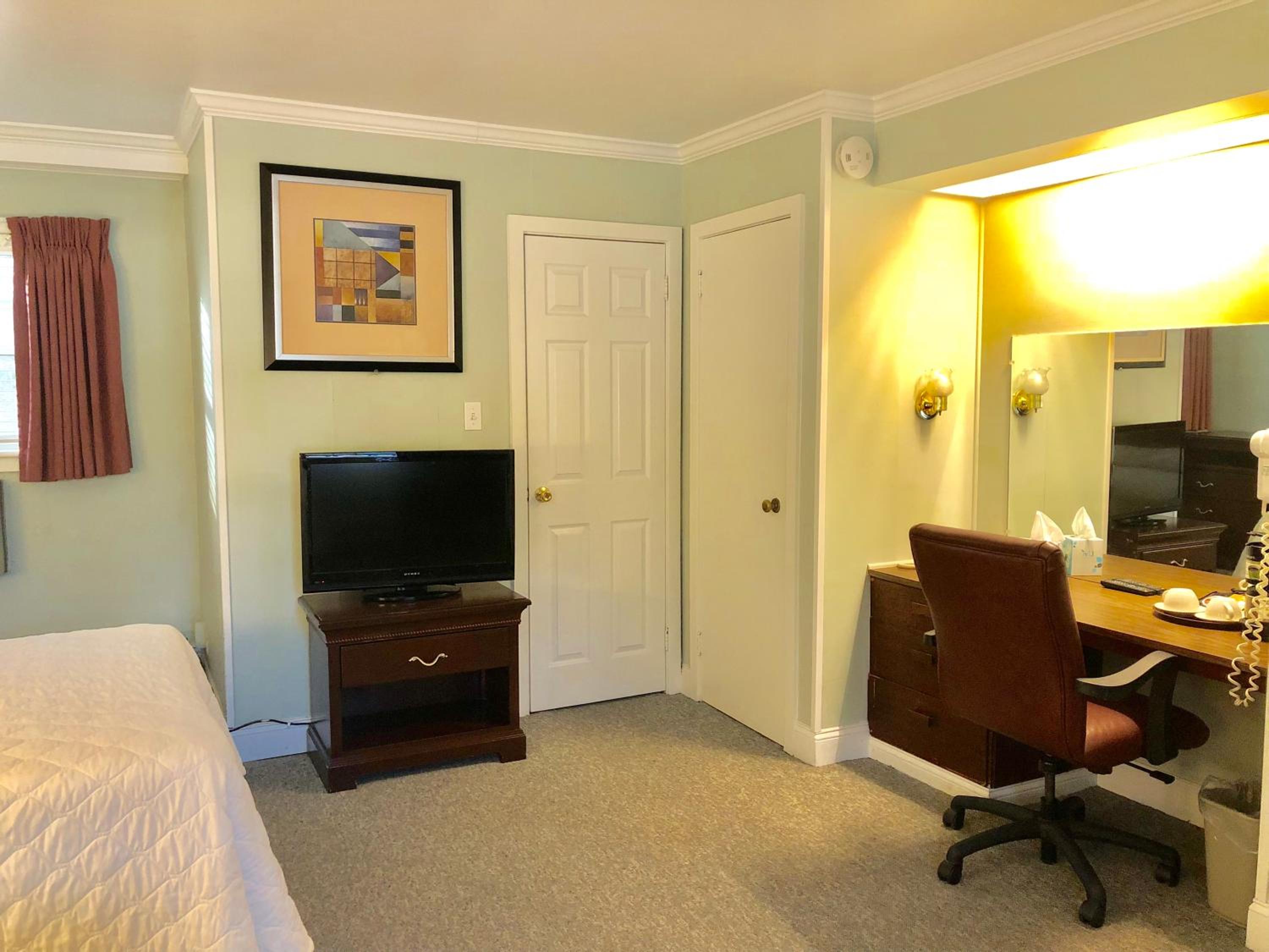Standard Double Room - Photo 3