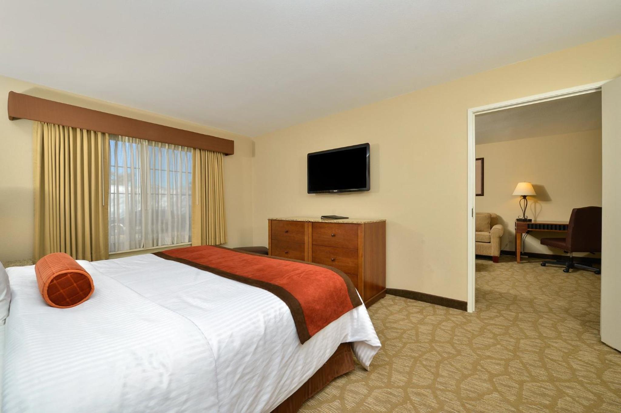King Suite - Photo 8