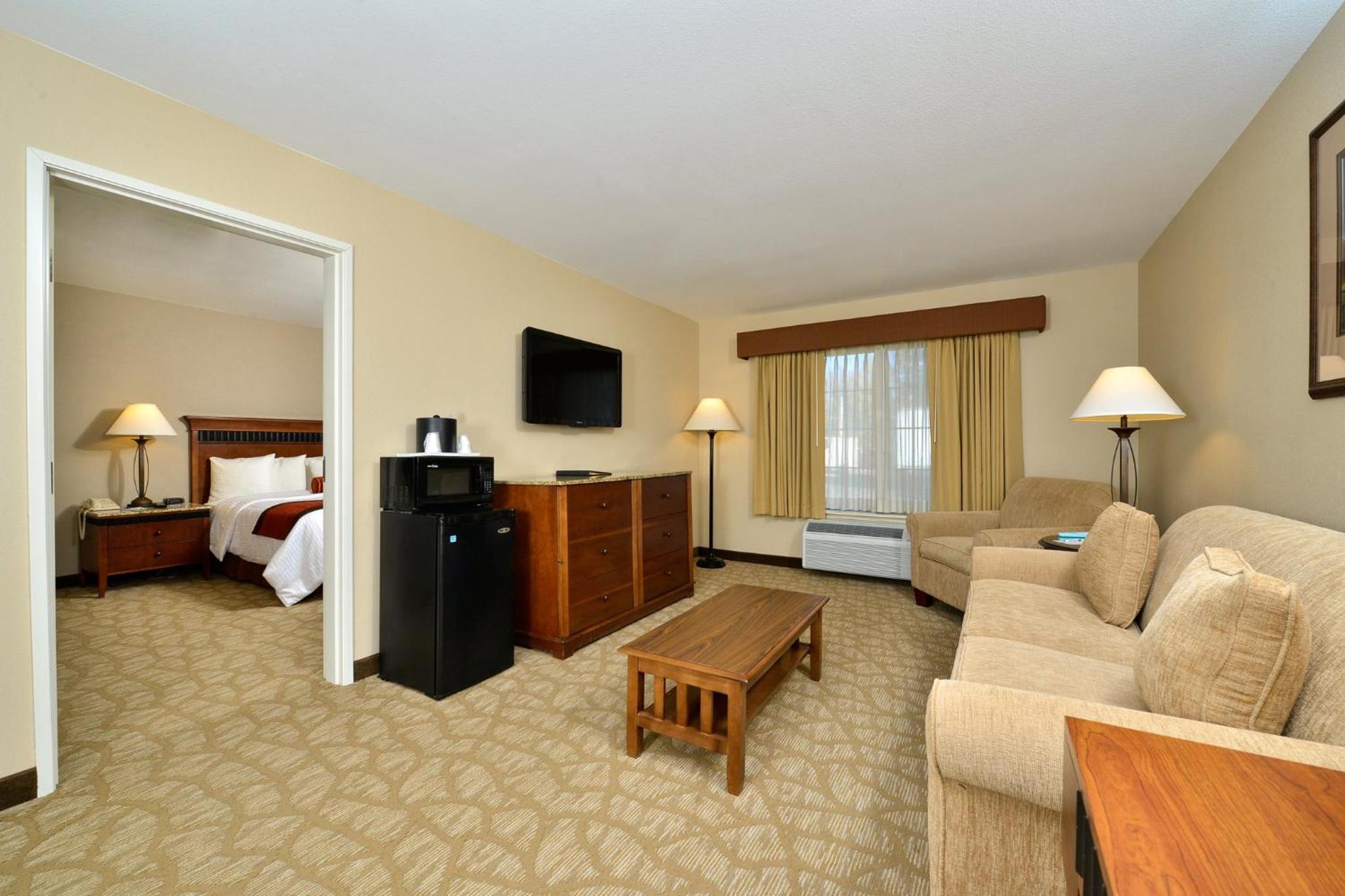 King Suite - Photo 3