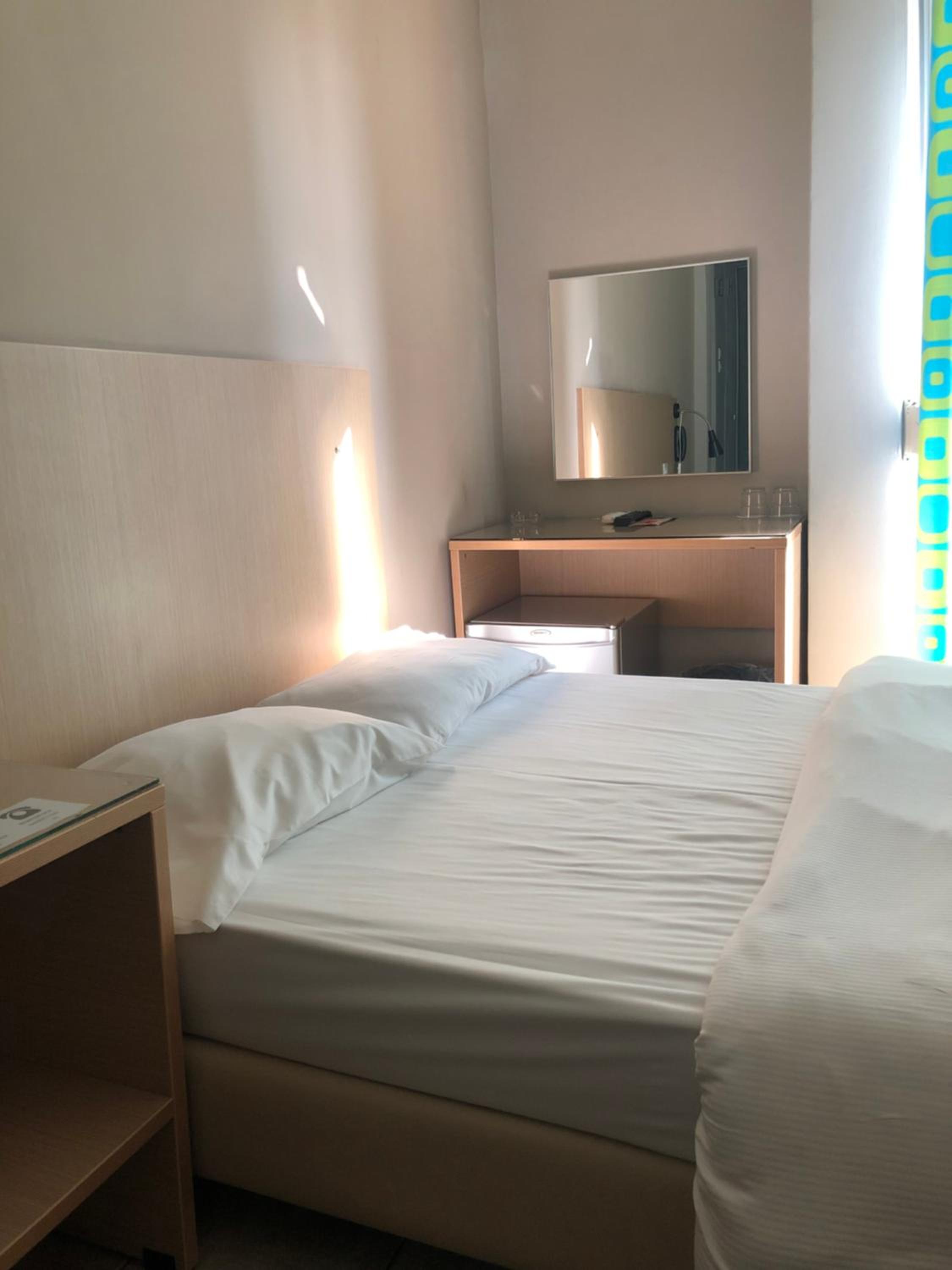 Basic Double Room - Photo 4
