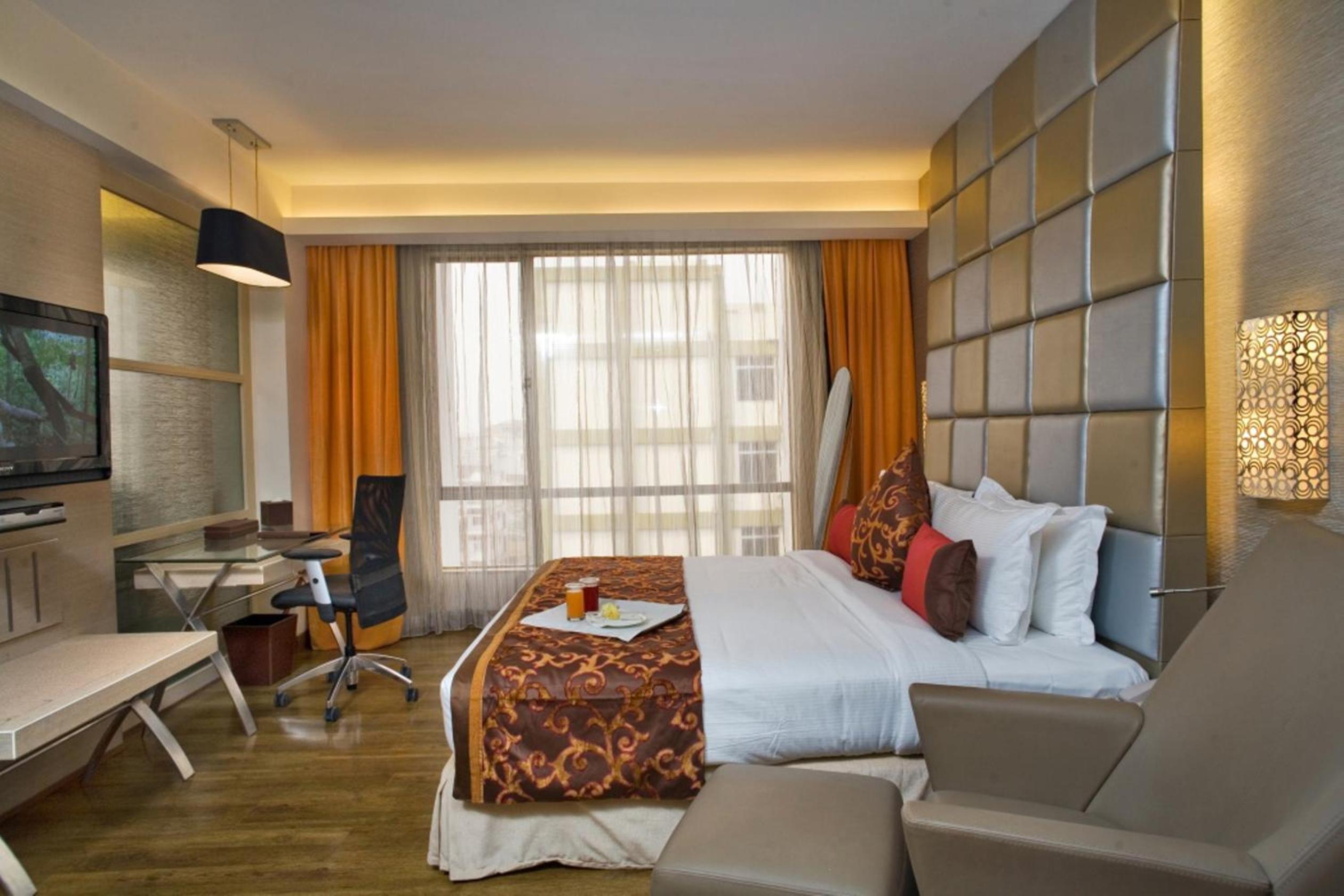 Premium Room with 15% discount on Food and Beverages & 10% off on Laundry