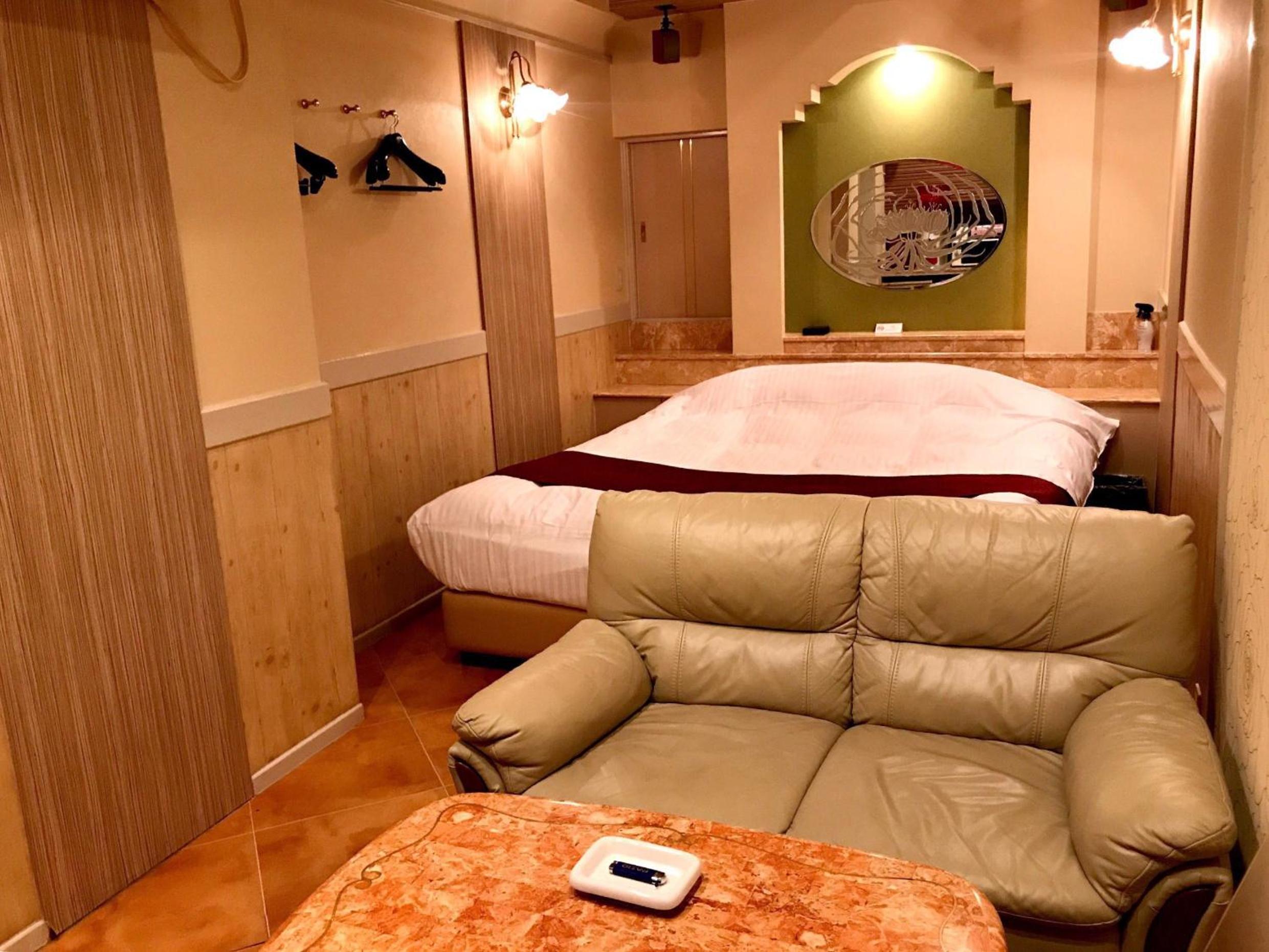 Standard Double Room - Photo 6