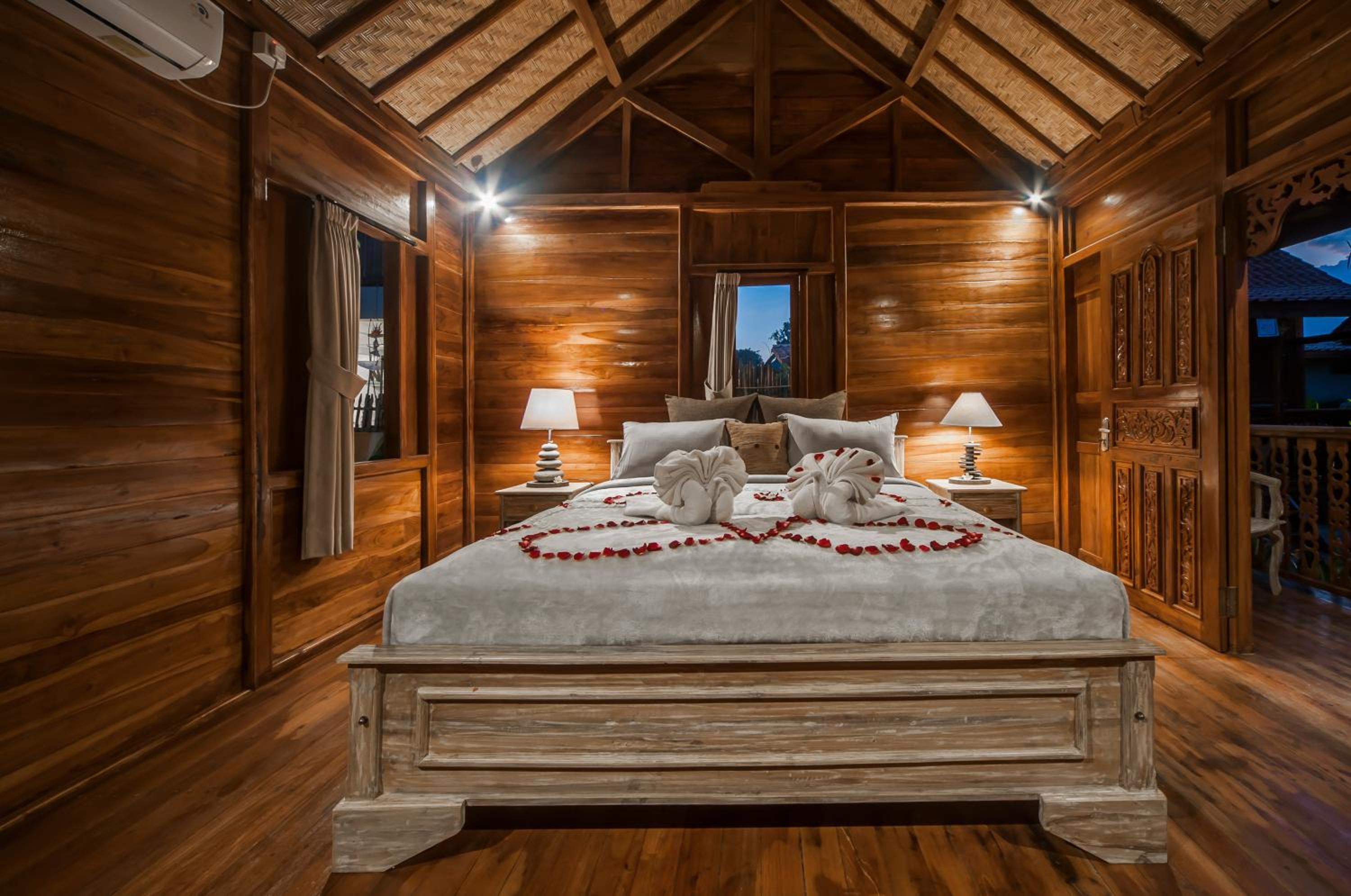 King Room with Garden View - Photo 21
