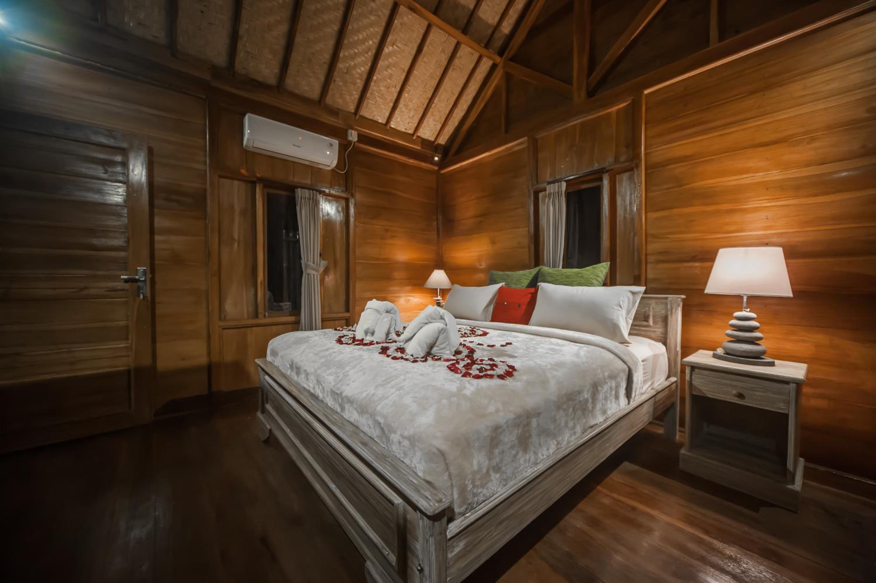Double Room with Patio - Photo 2