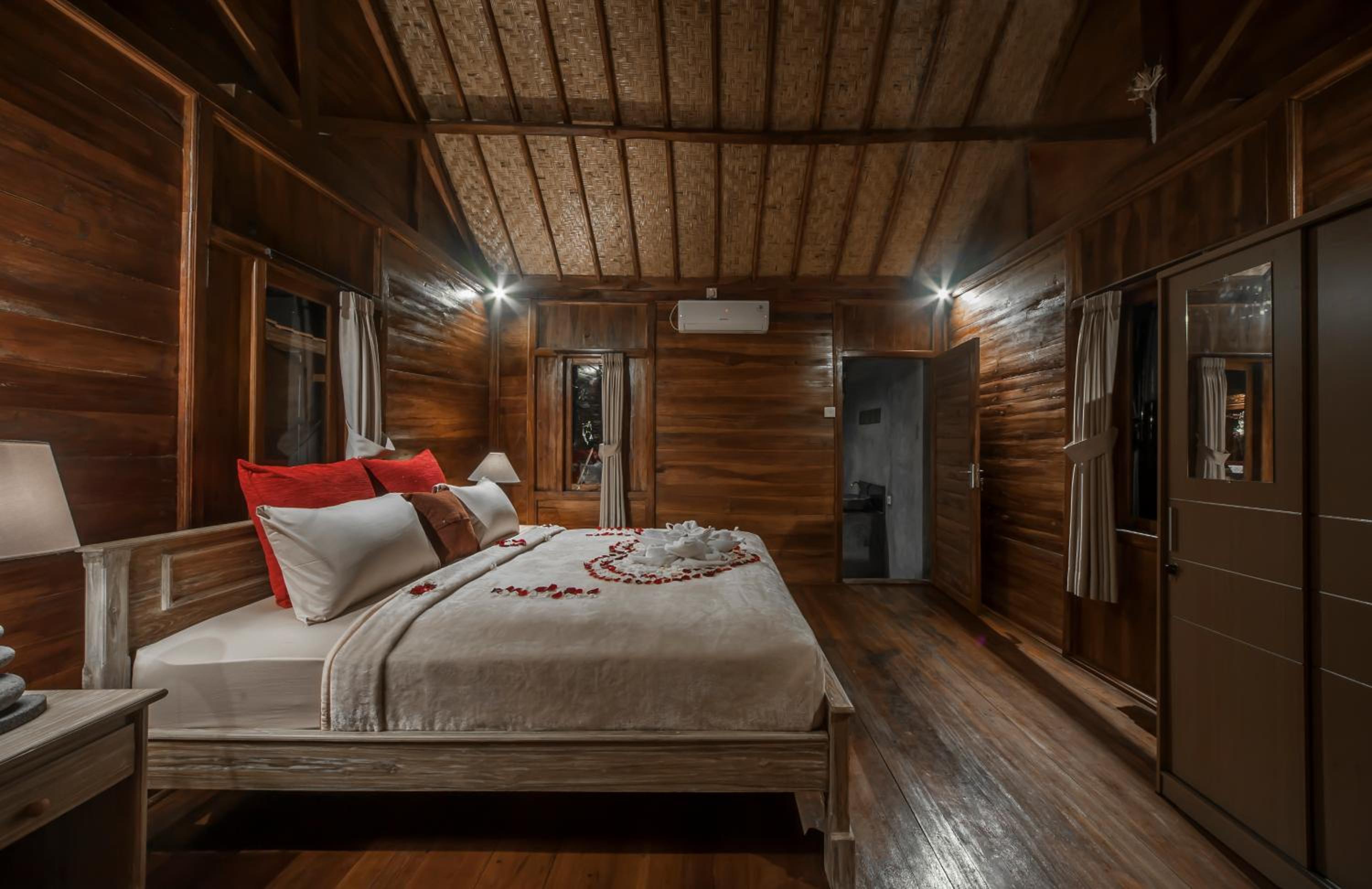 King Room with Garden View - Photo 8