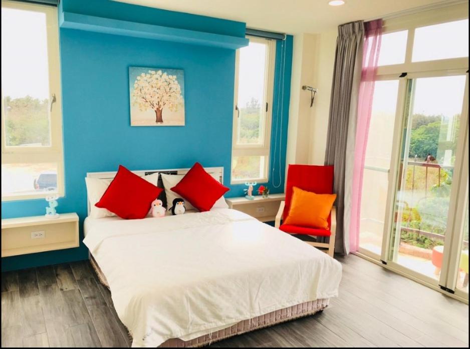 Deluxe Double Room with Balcony - Photo 20
