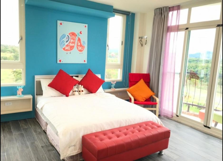 Deluxe Double Room with Balcony - Photo 15