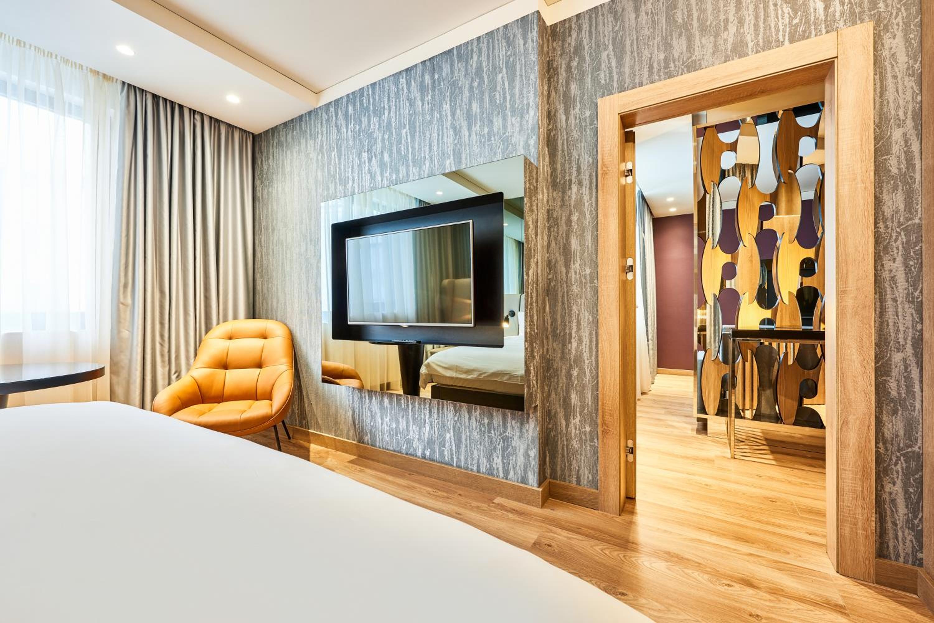 Junior Suite - Photo 2