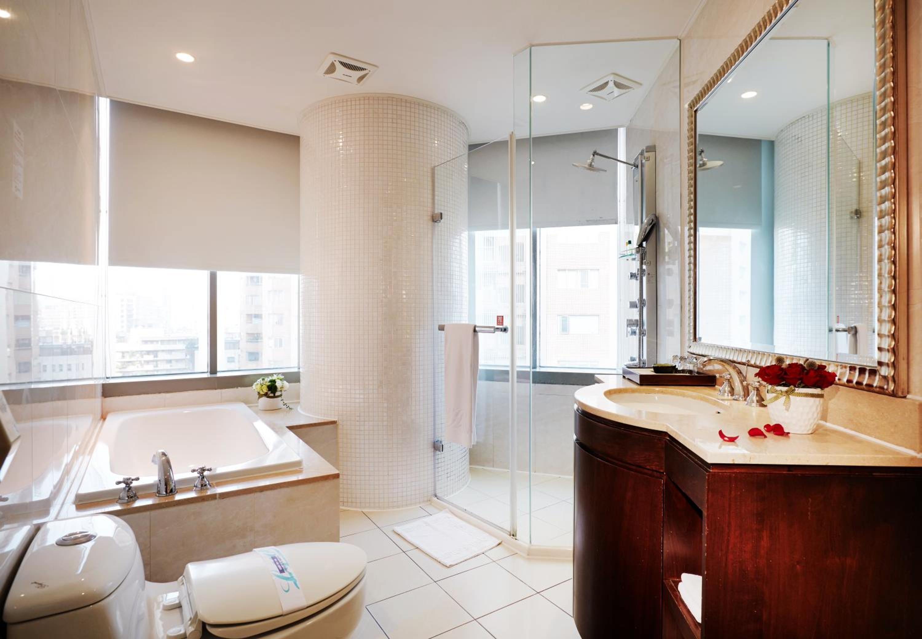 Superior Double Room with City View photo 2