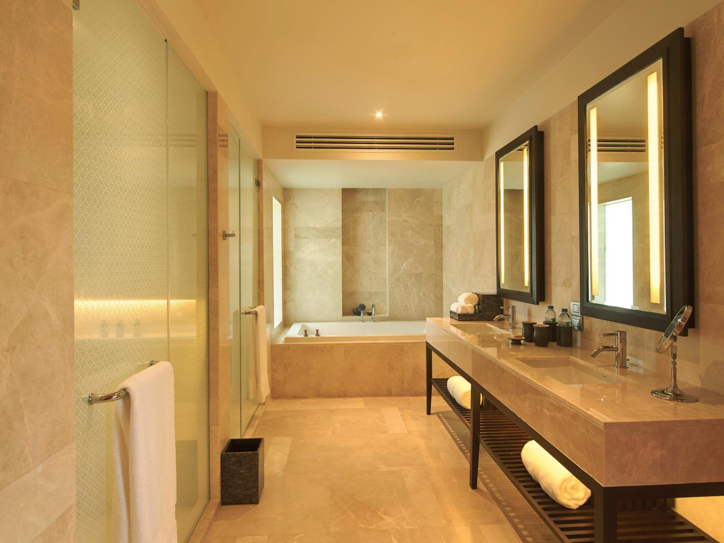 Pavilion Suite - Photo 7