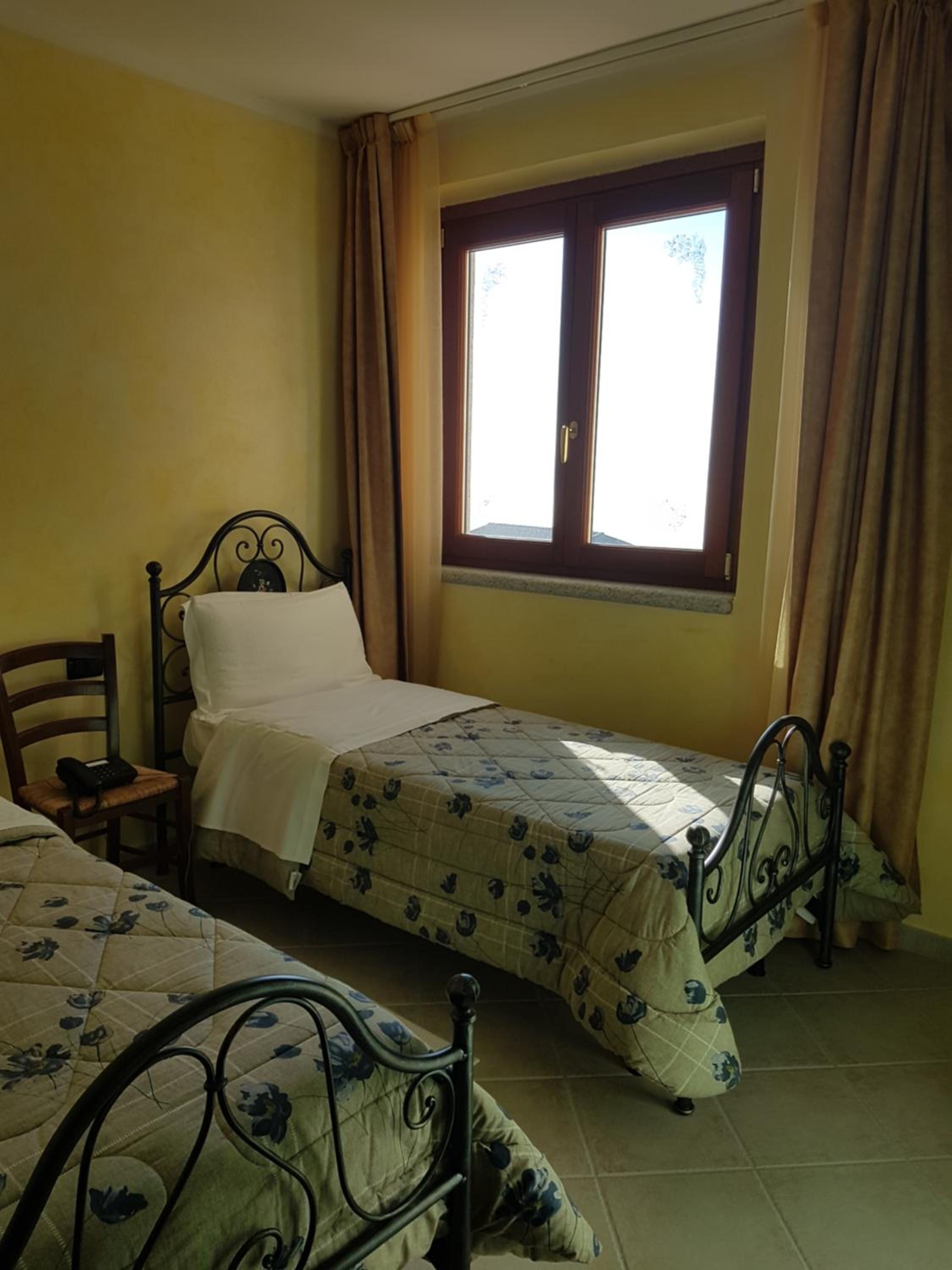 Twin Room with Bathroom