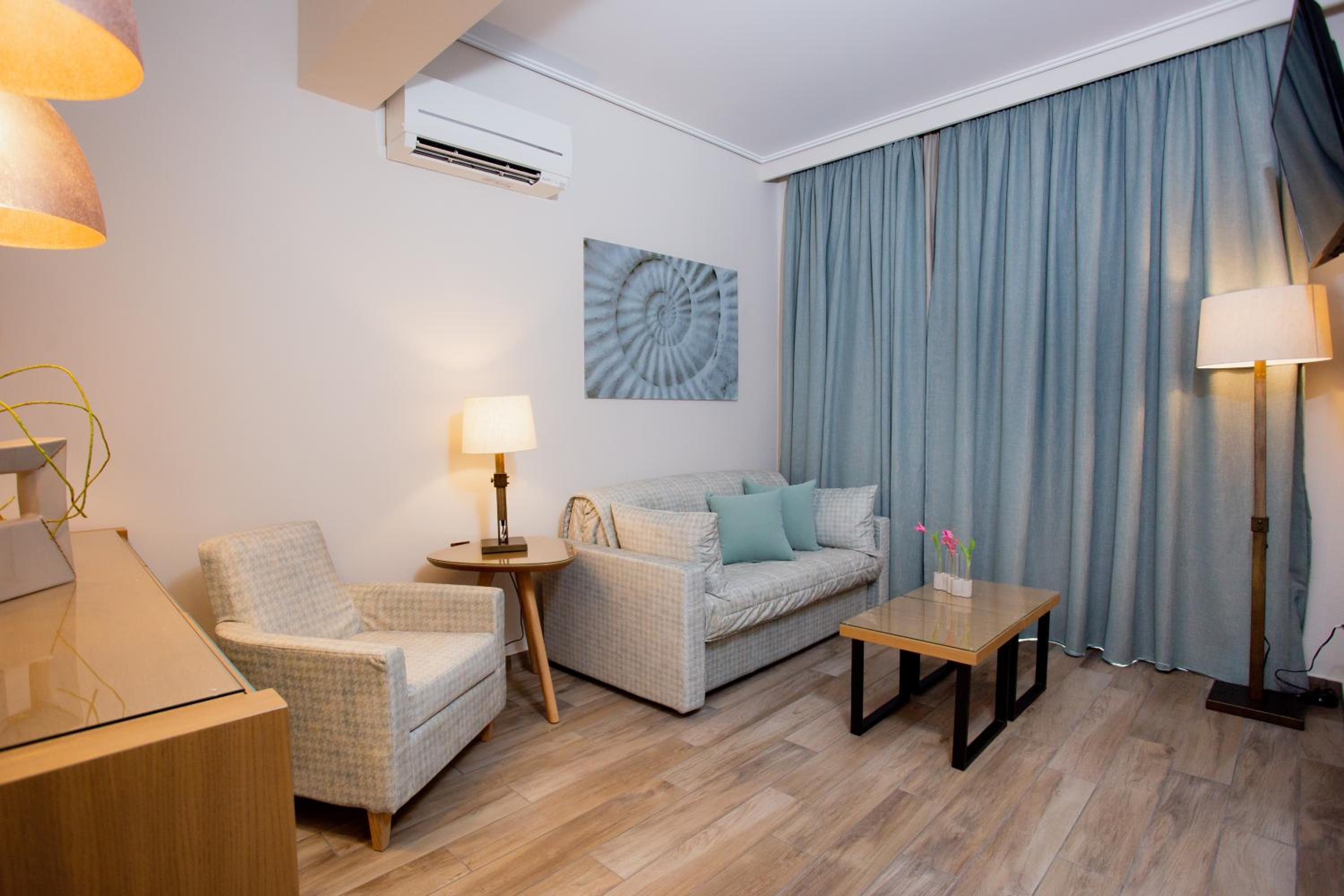 Deluxe Family Apartment with Garden View  - Photo 10