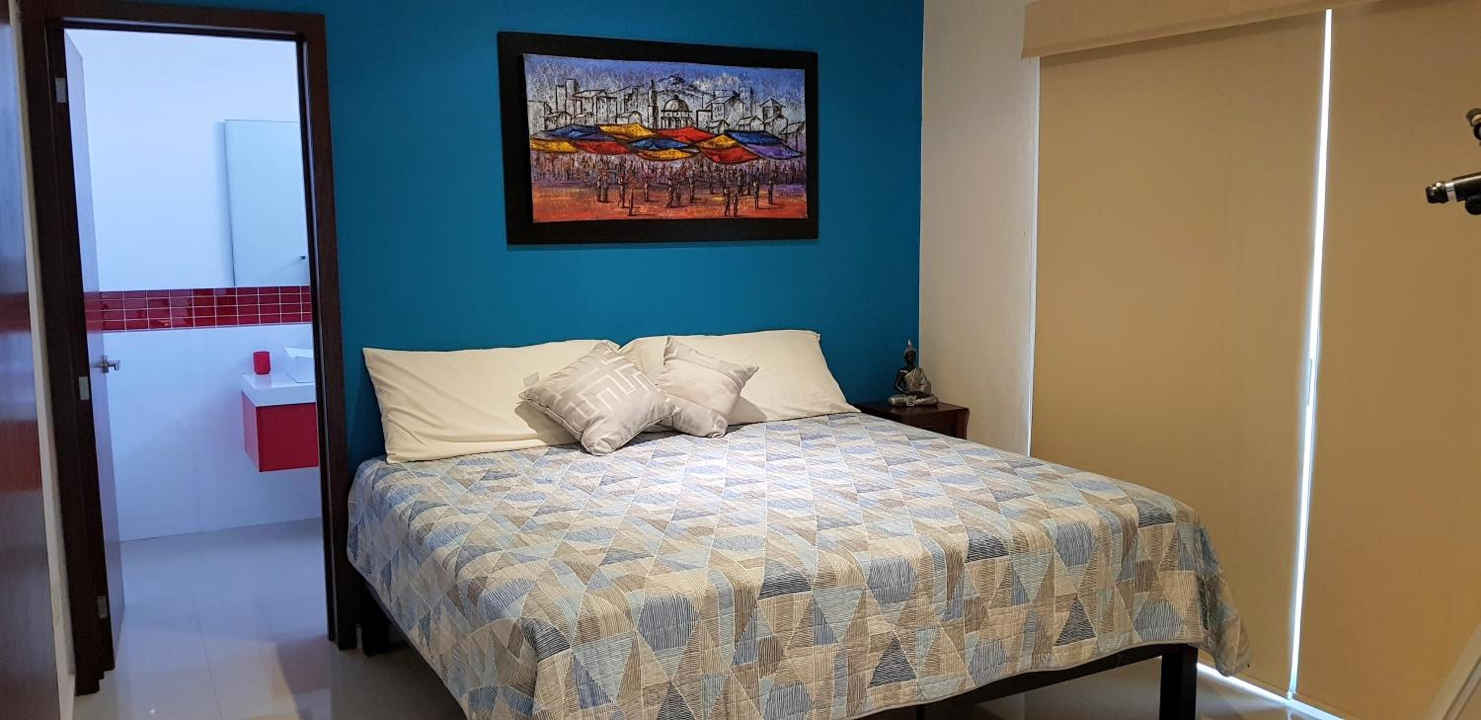 Deluxe King Room - Photo 1