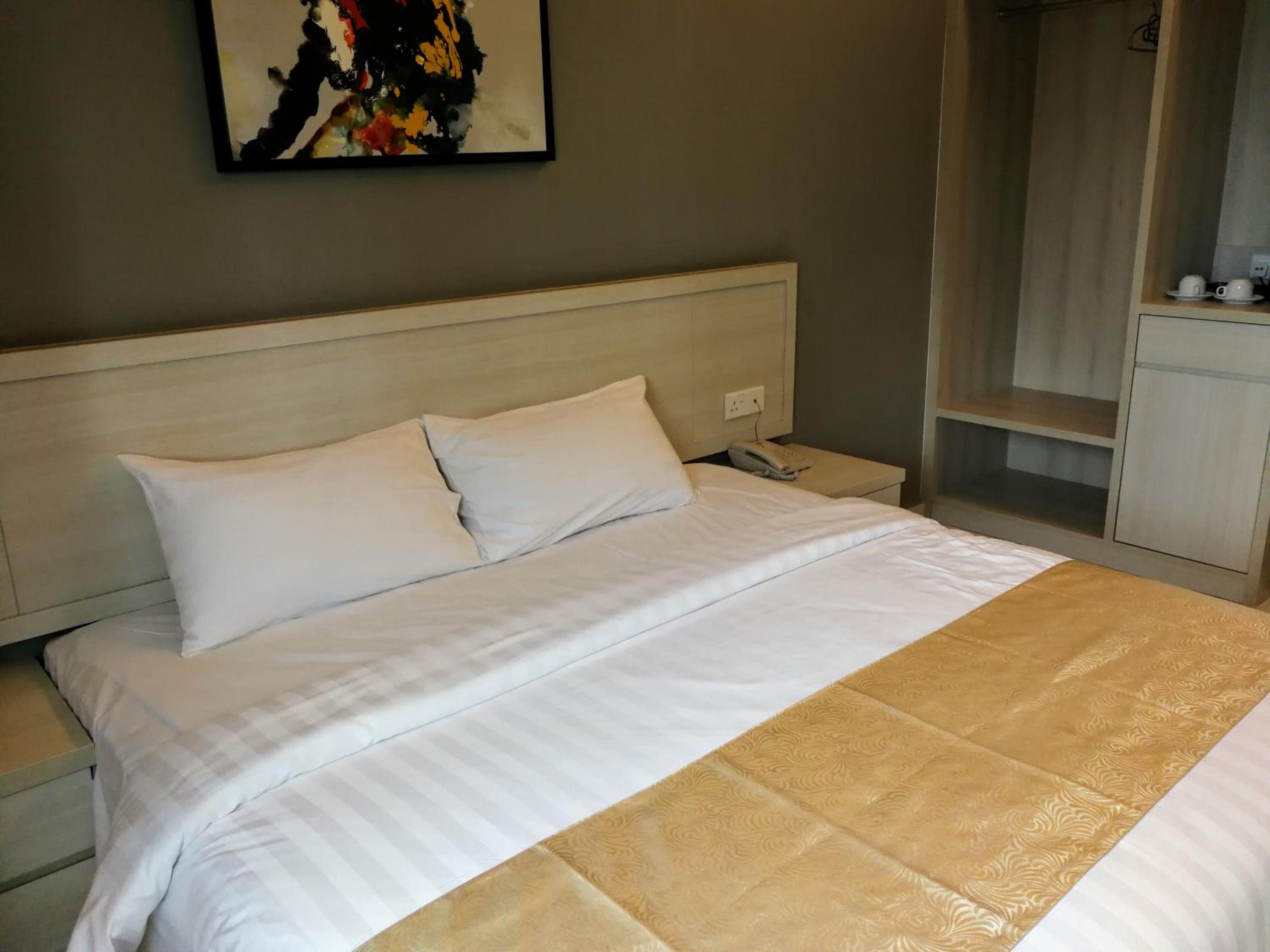 Superior King Room