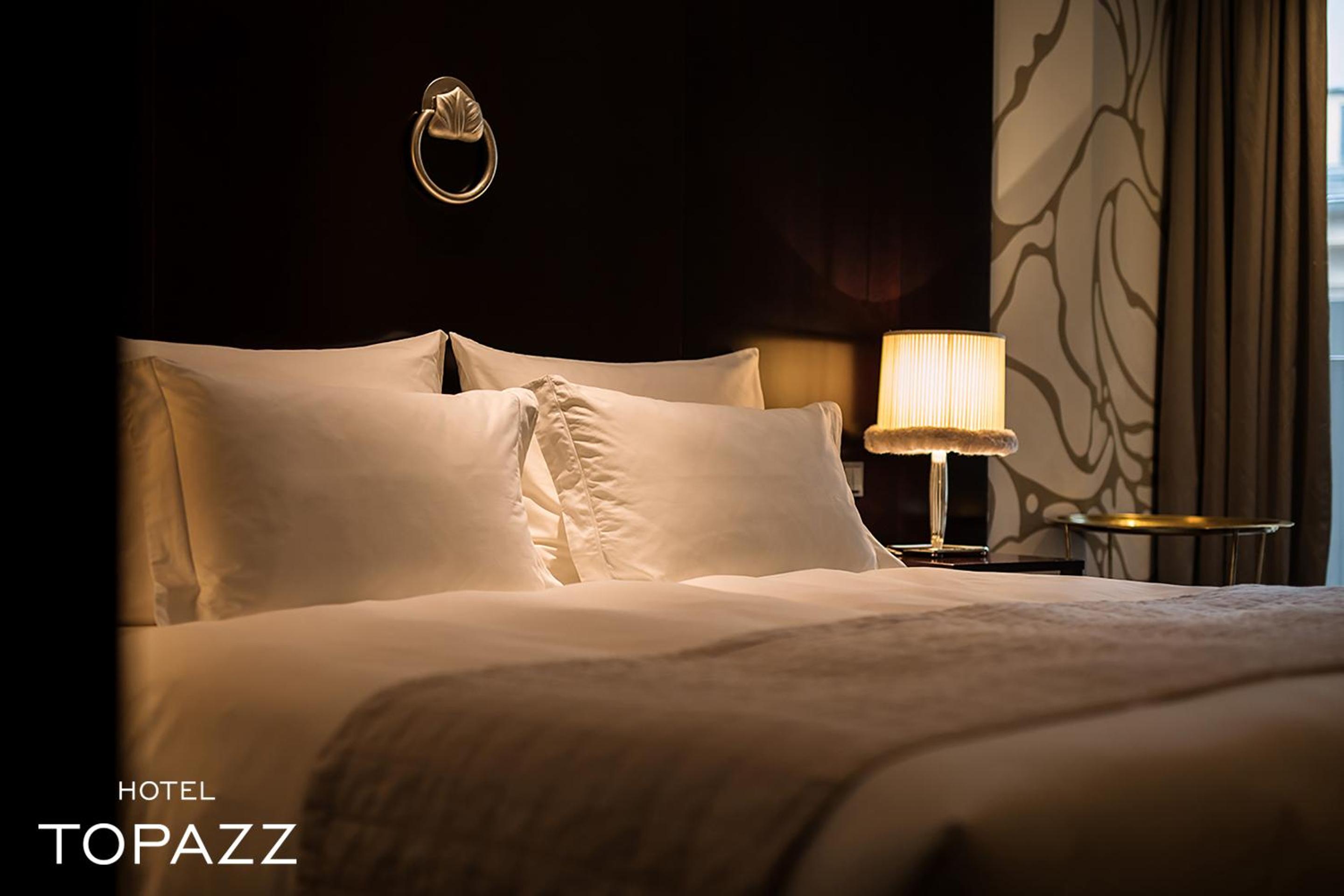 Superior Room at Topazz photo 3