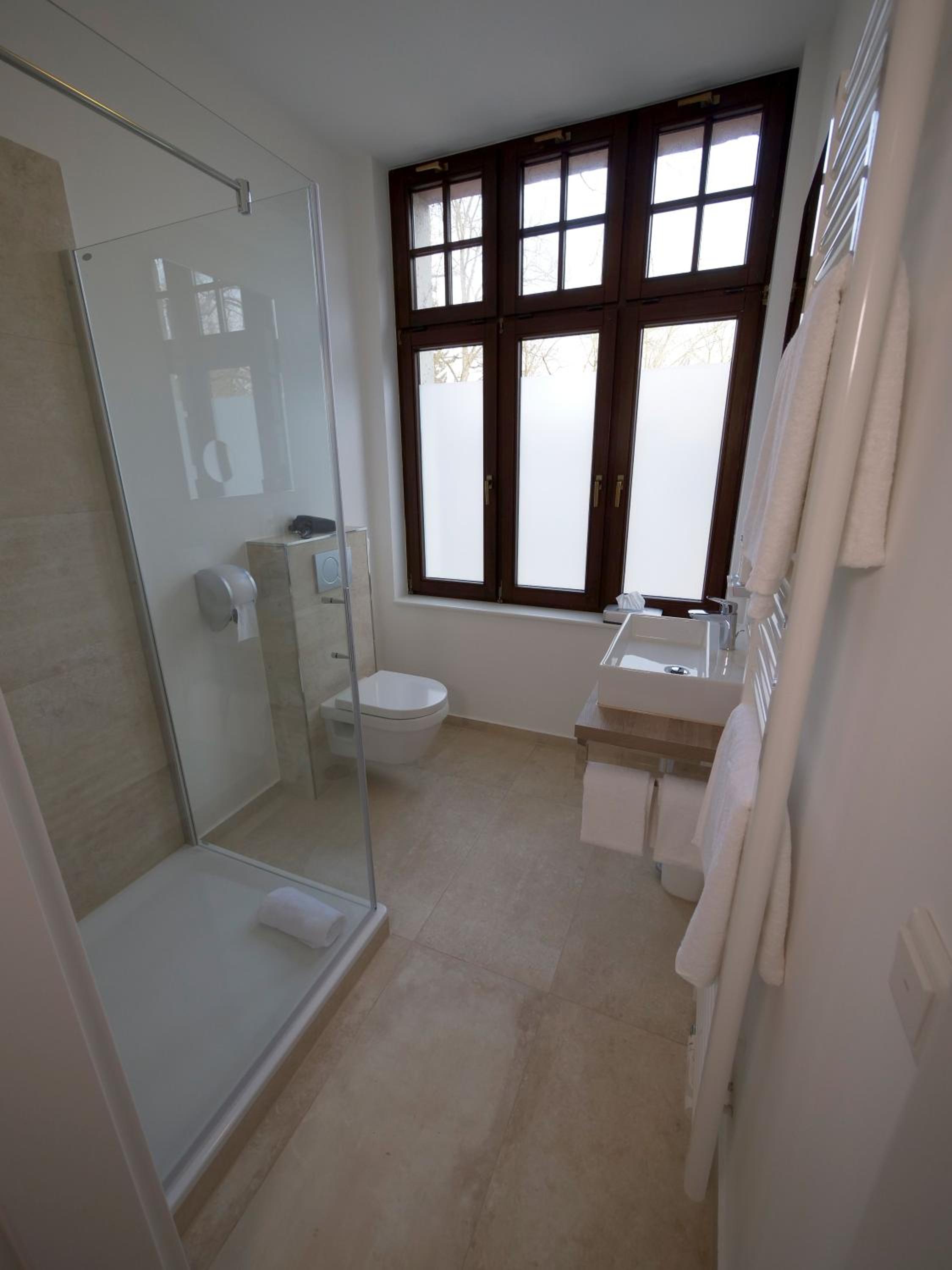 Double Room - Photo 32