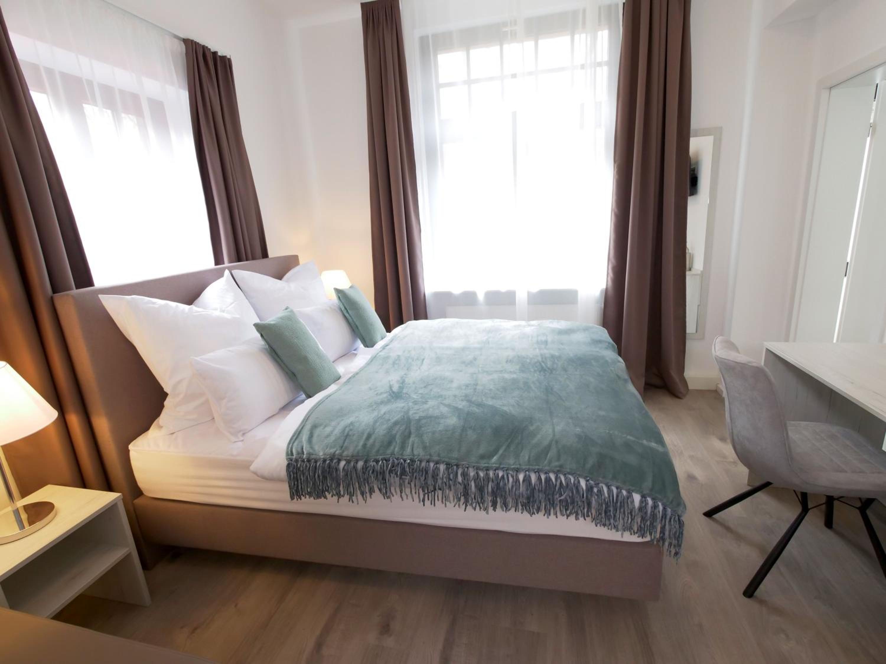 Double Room - Photo 3