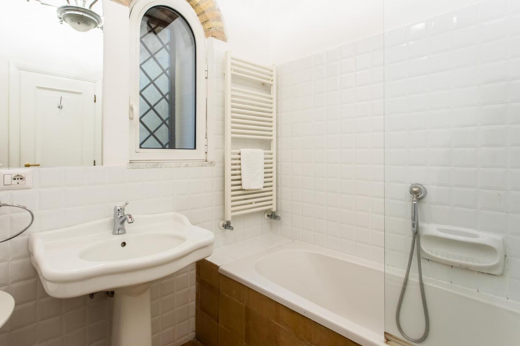 Two-Bedroom Apartment (4 Adults) photo 2
