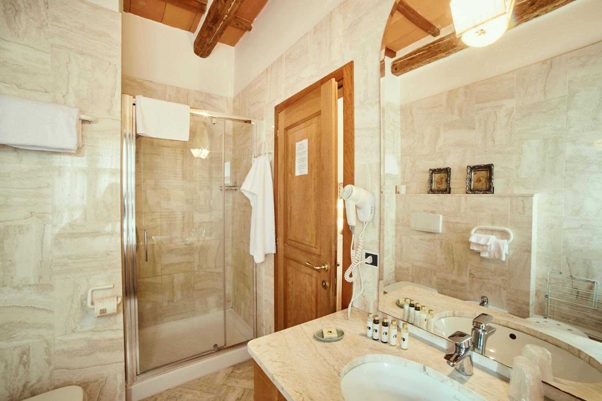 Family Suite photo 2