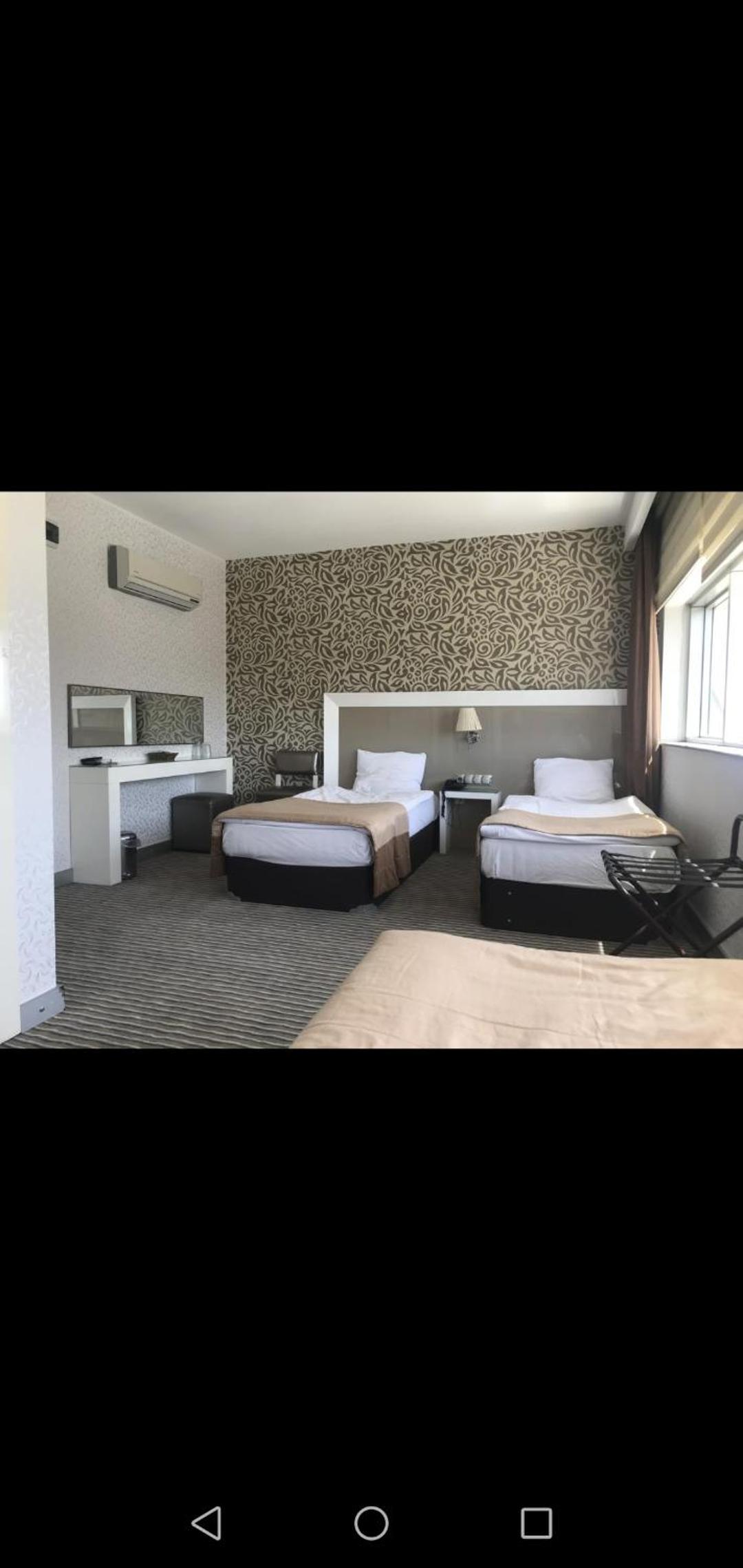 Standard Double or Twin Room photo 2