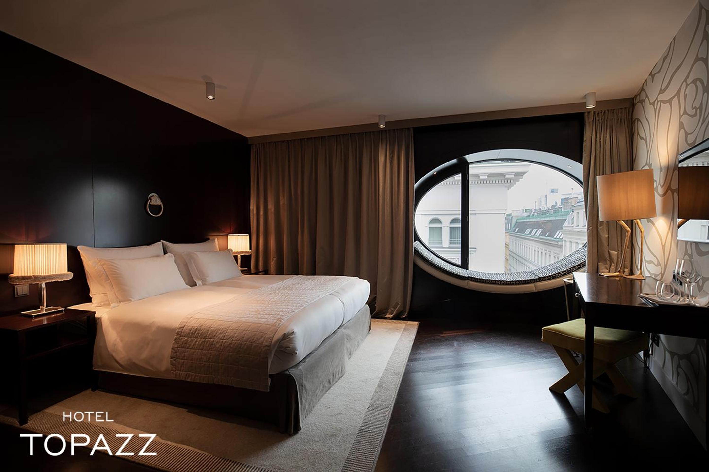 Prestige Room at Topazz - Photo 5