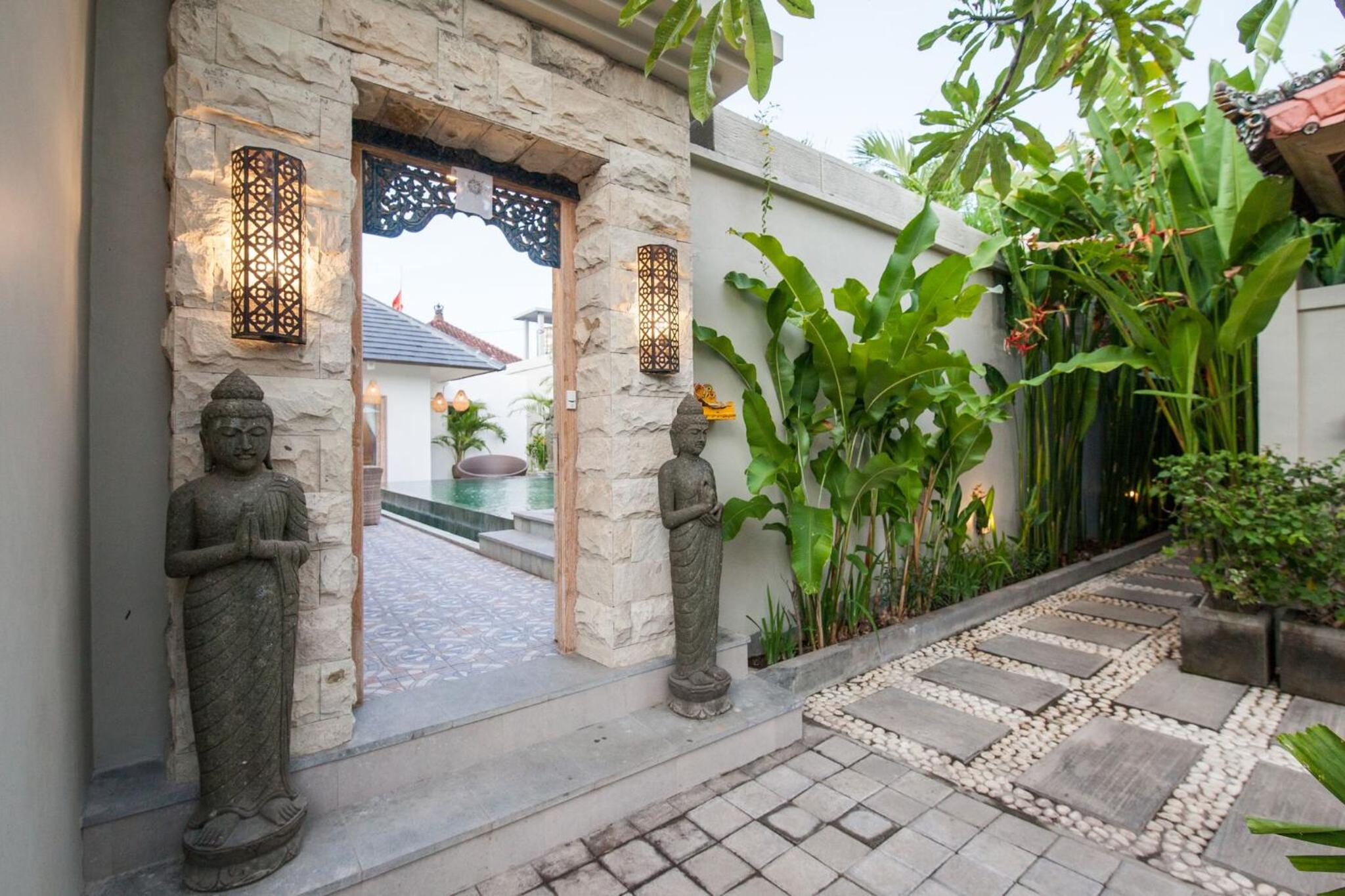 Ambermoon Villa 4 - Two Bedroom Pool Villa with Free One Time - Airport Pick Up - Photo 11