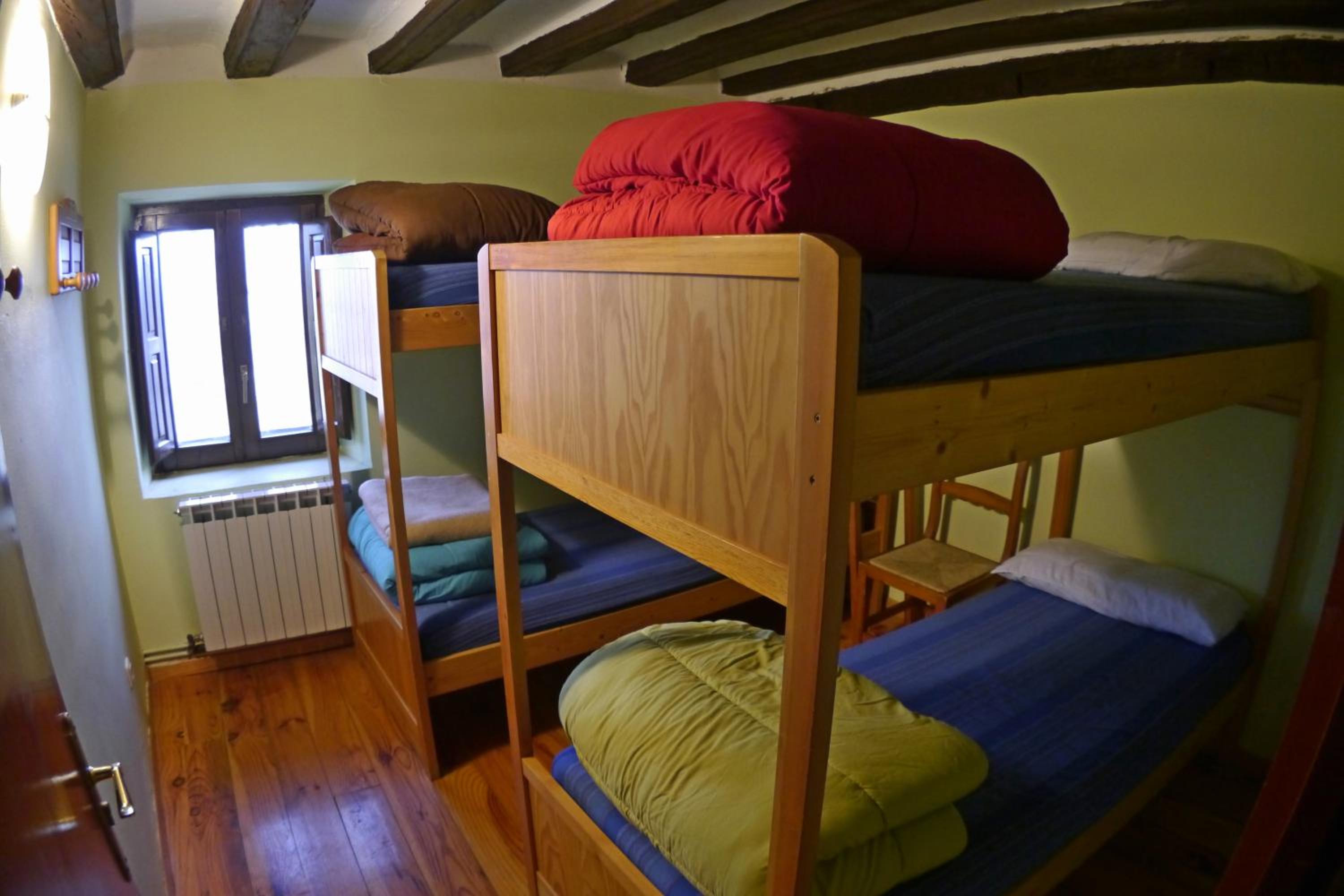 Habitación Cuádruple con Vista a la Montaña