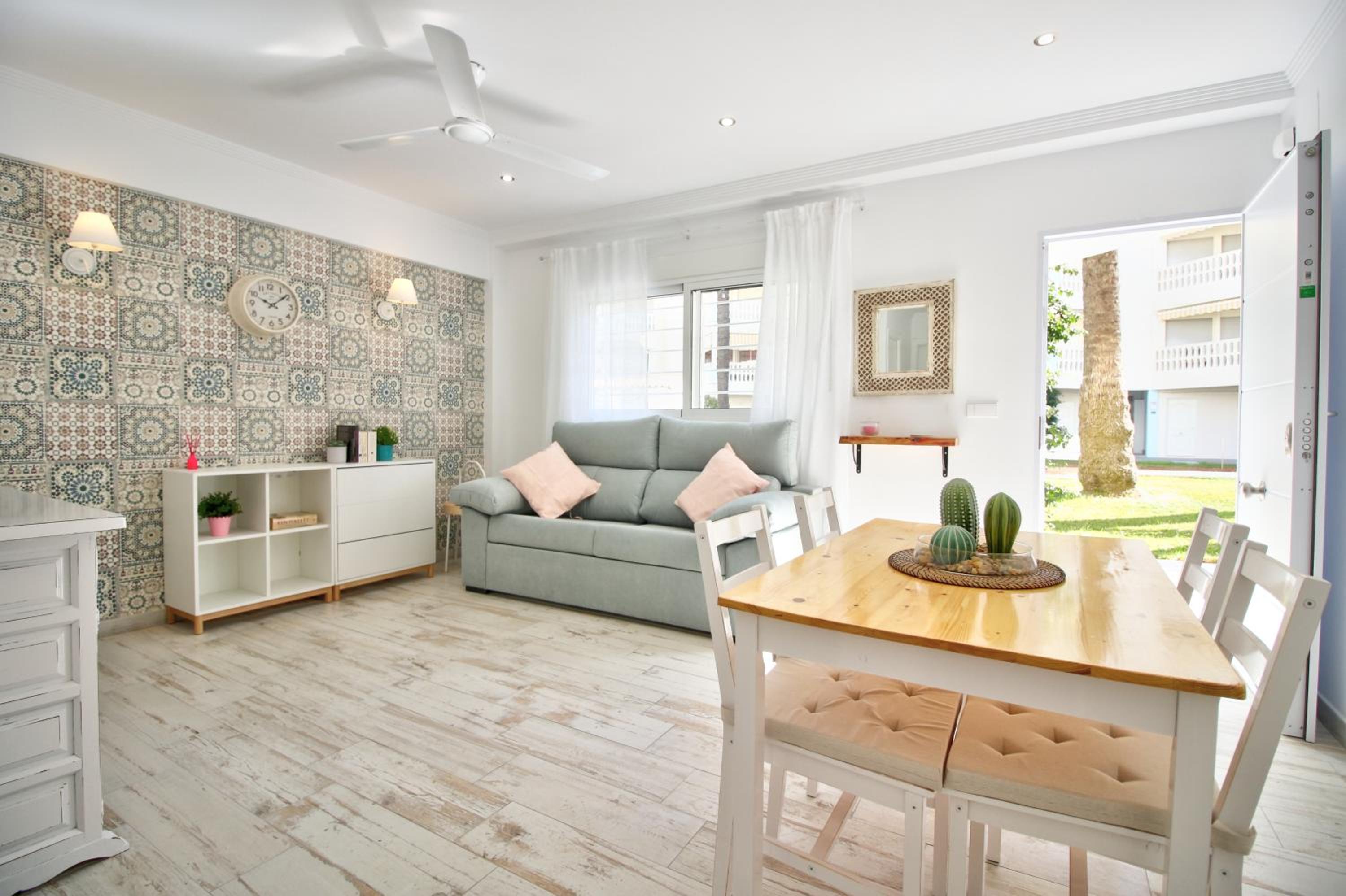 1-Bedroom Apartment - Ground Floor photo 3