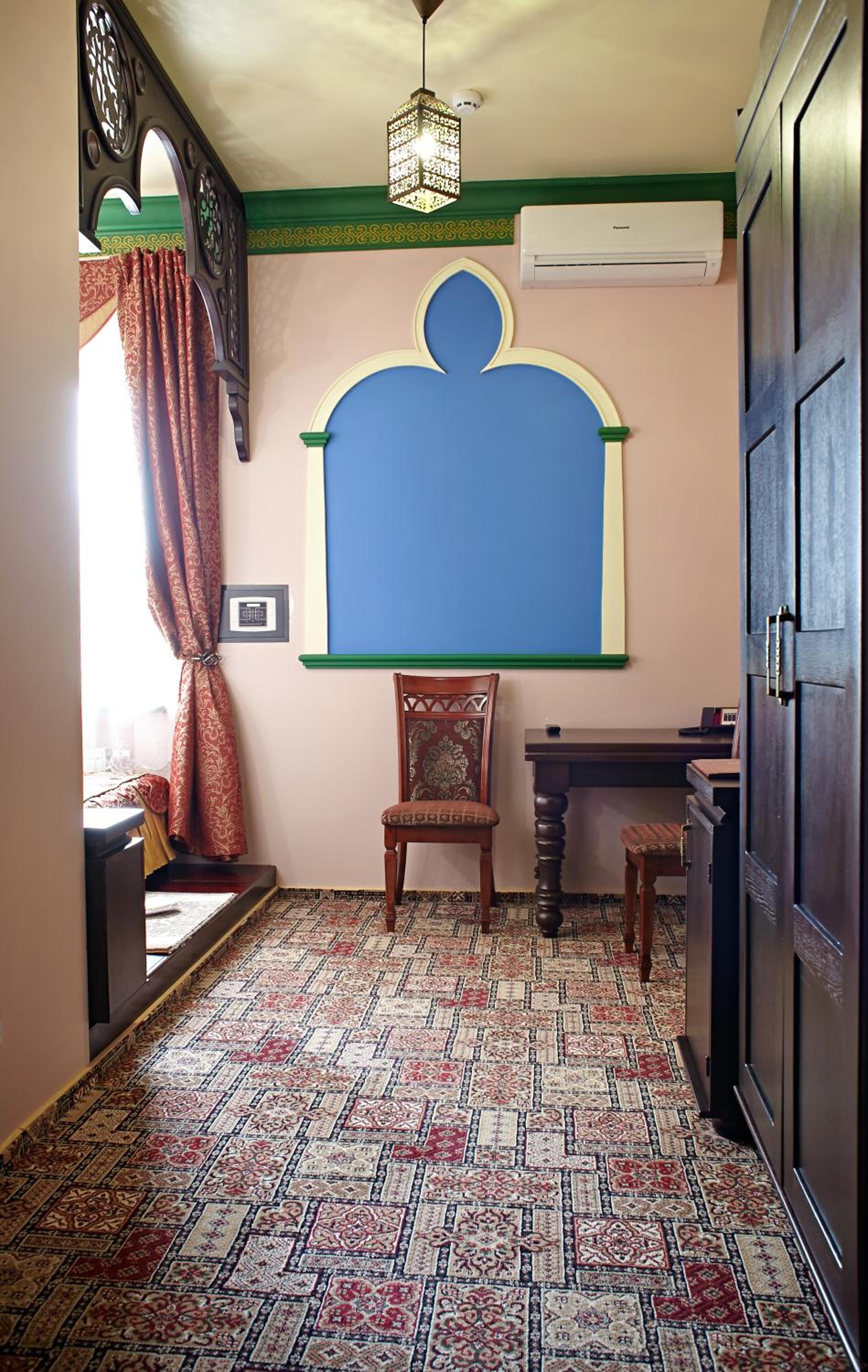 Budget Double Room photo 3