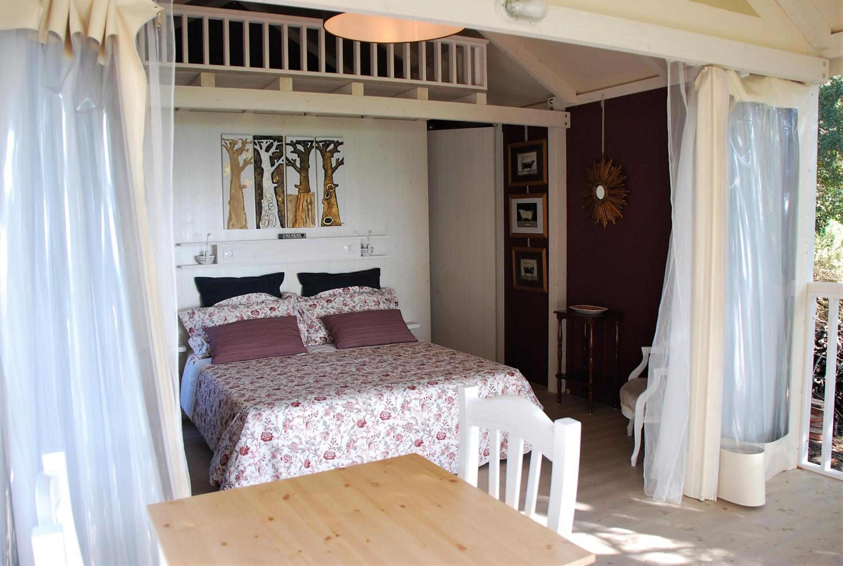 Bungalow with Sea View photo 2