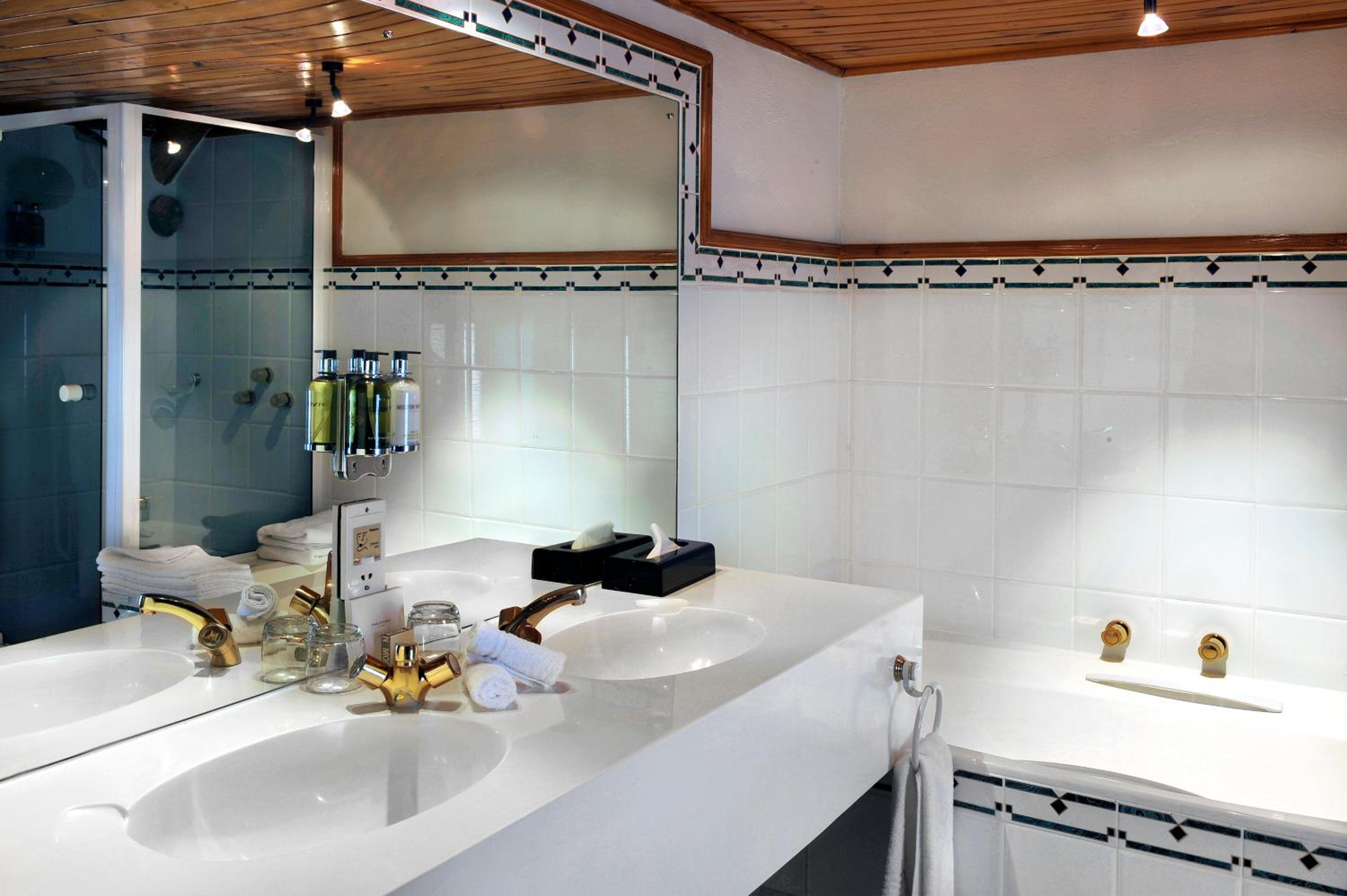 Heritage Suite - Photo 6