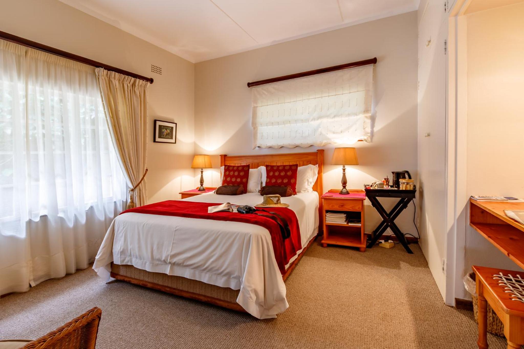 Deluxe Queen Room - Photo 4