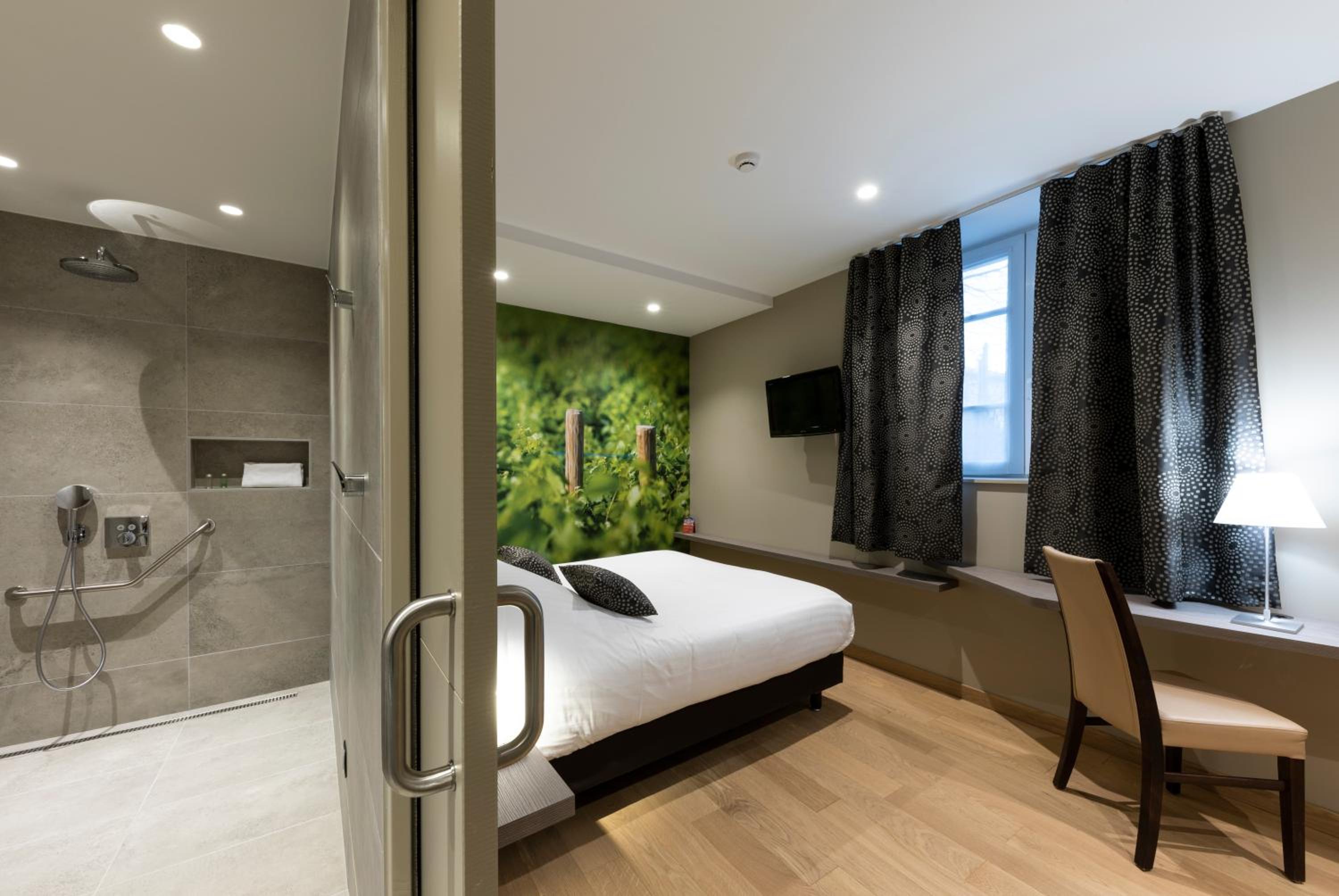 Superior Double Room photo 2