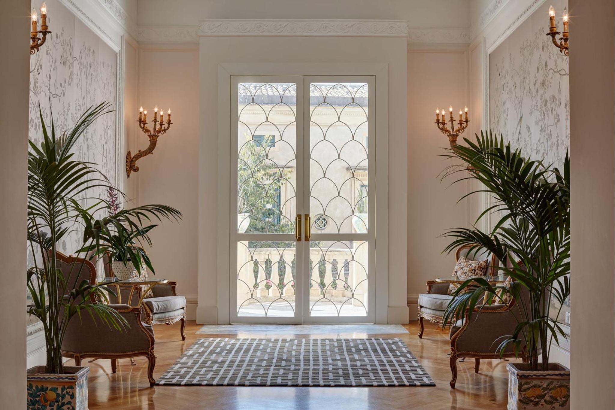 Superior Room (Villa Flora)