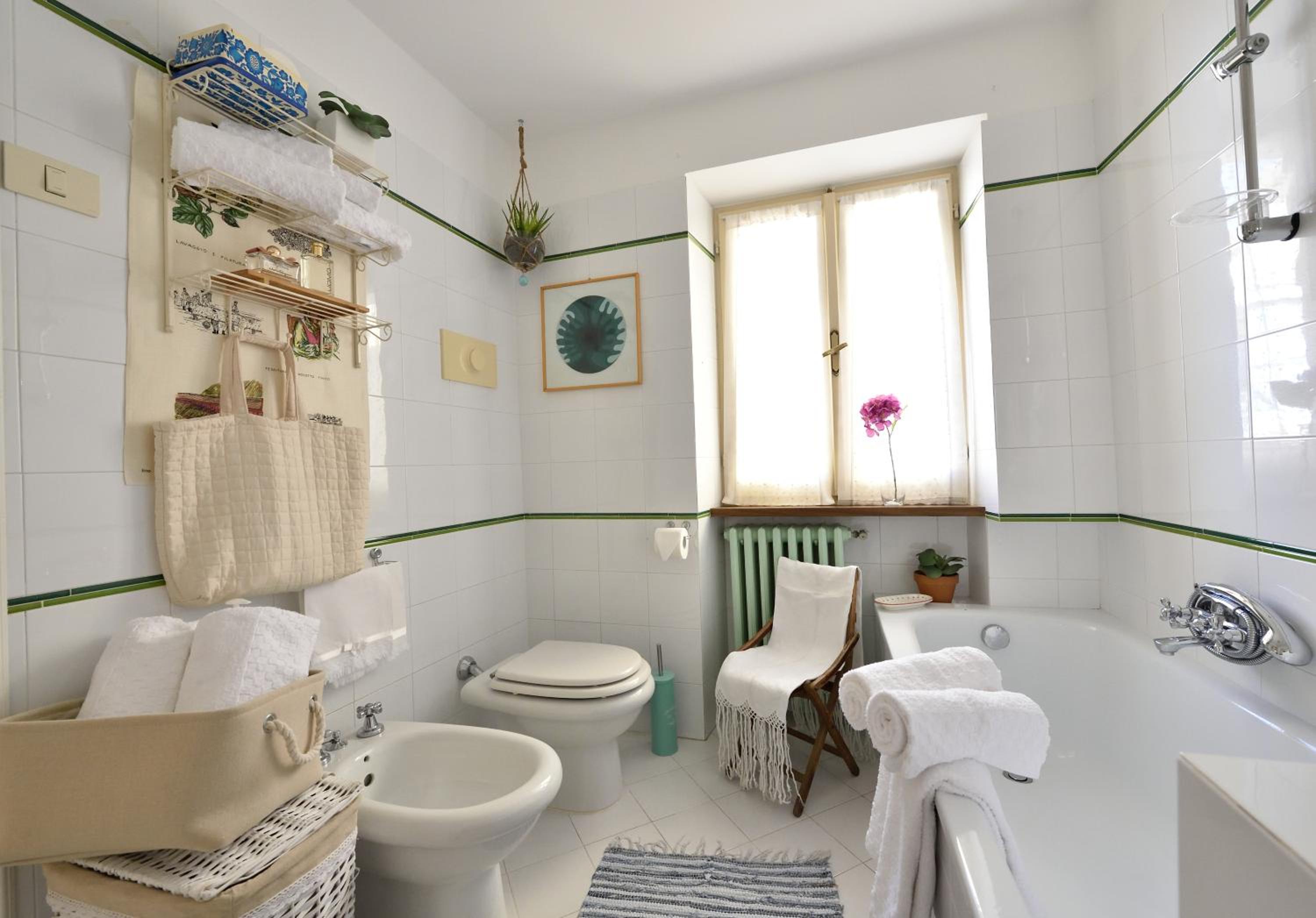 Two-Bedroom Holiday Home - Photo 23