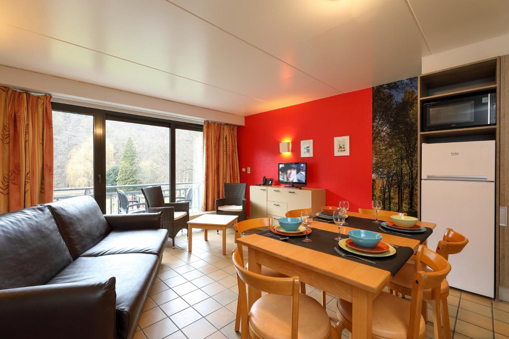 Apartment (6 Adults)