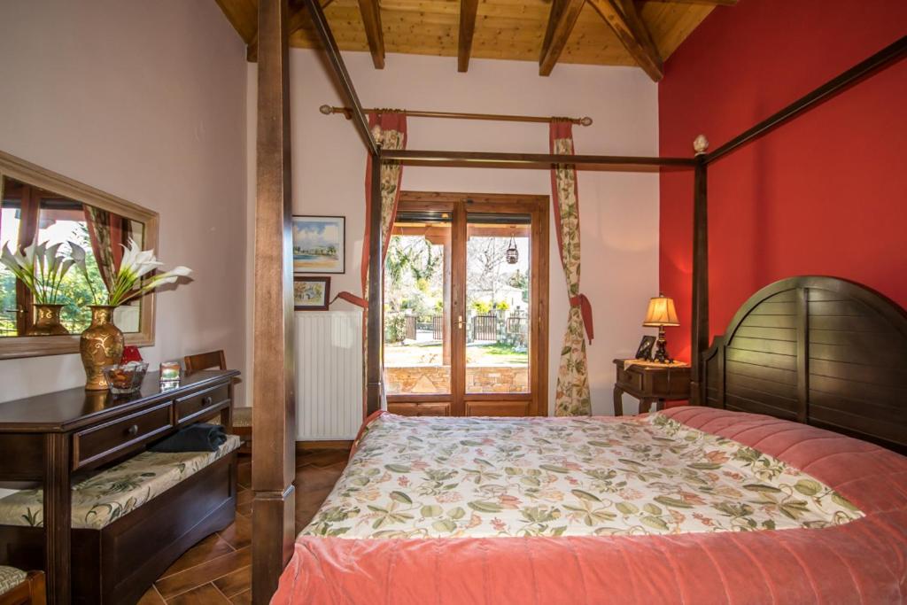 Three-Bedroom House photo 1