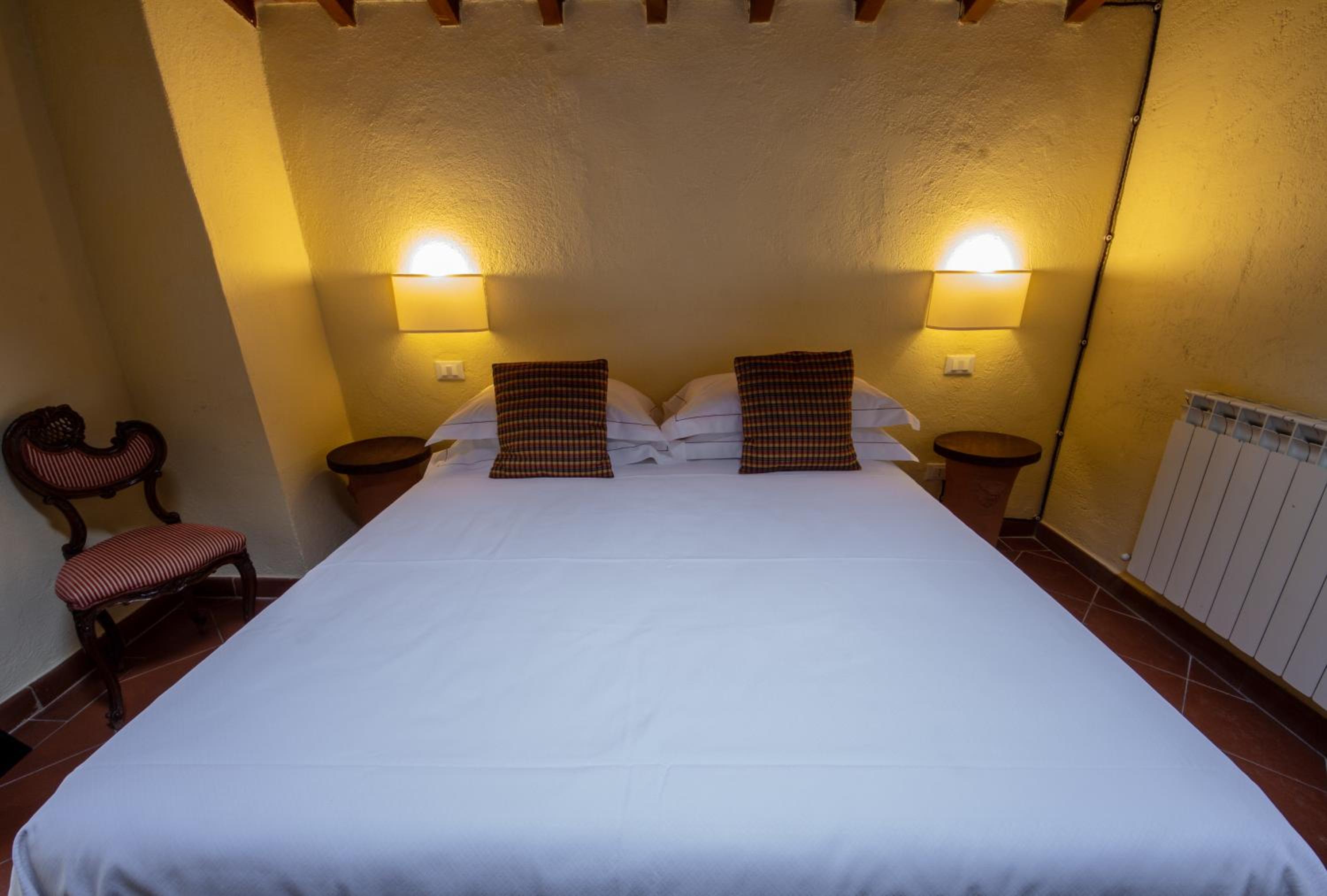 Classic Double Room - Photo 1