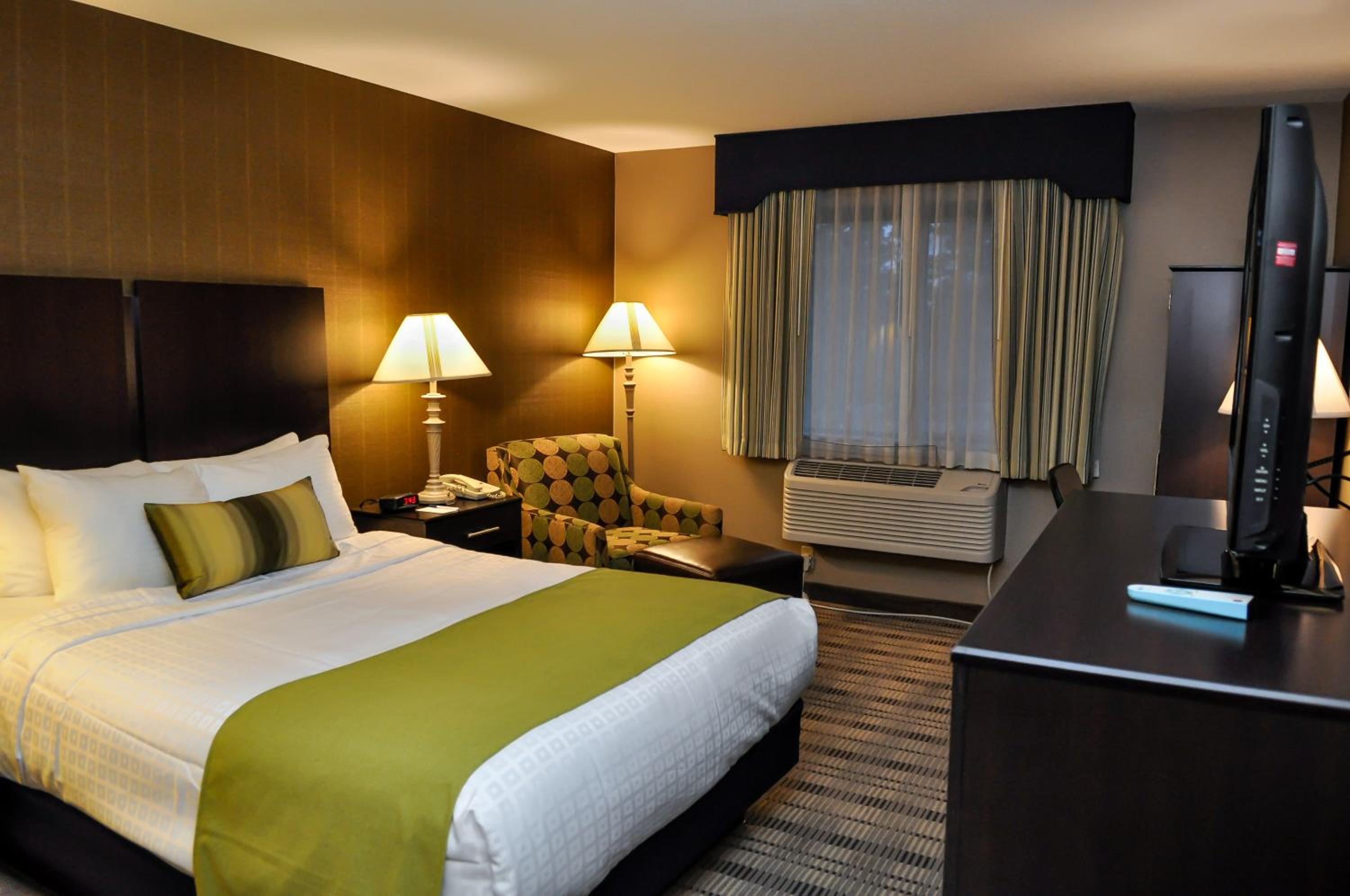 Queen Room - Photo 5