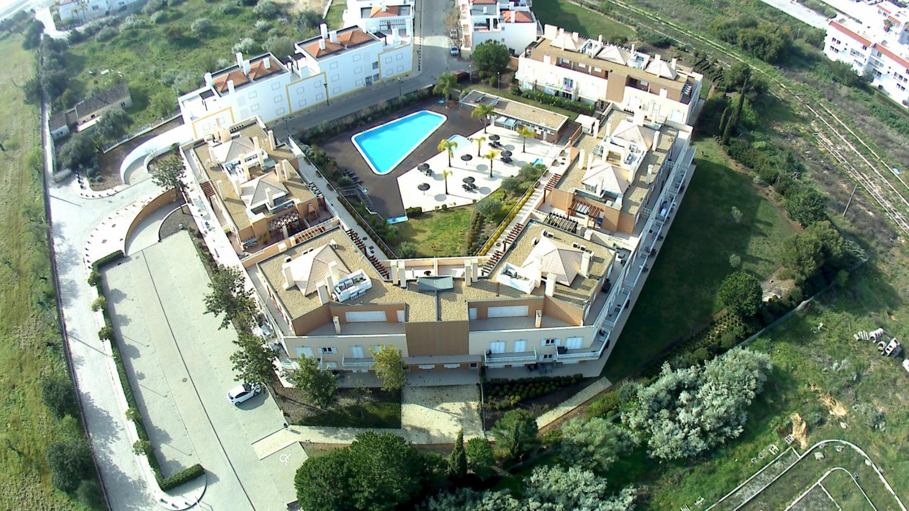 Apartment with Pool View  photo 2