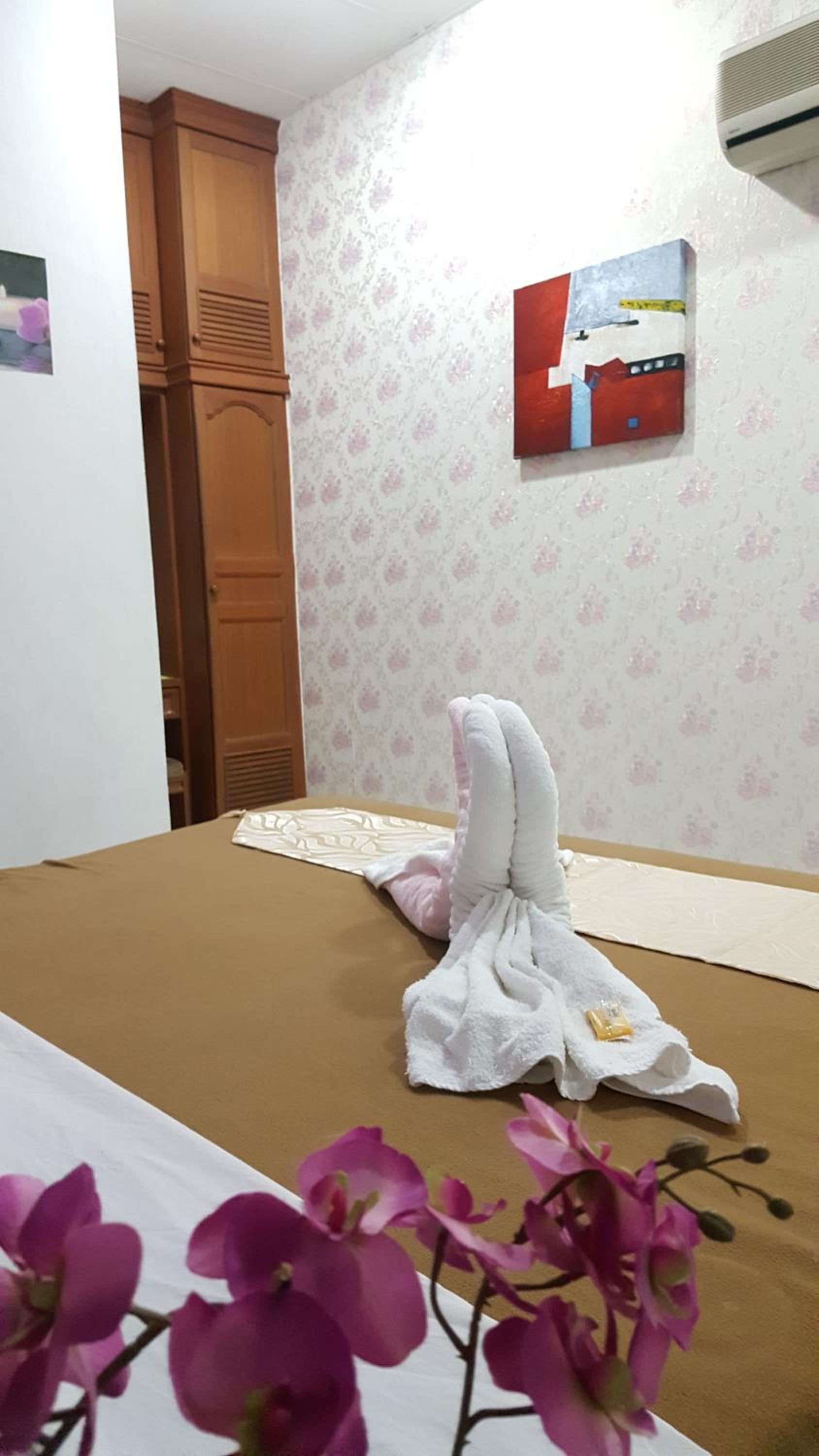 Standard Queen Room - Photo 4