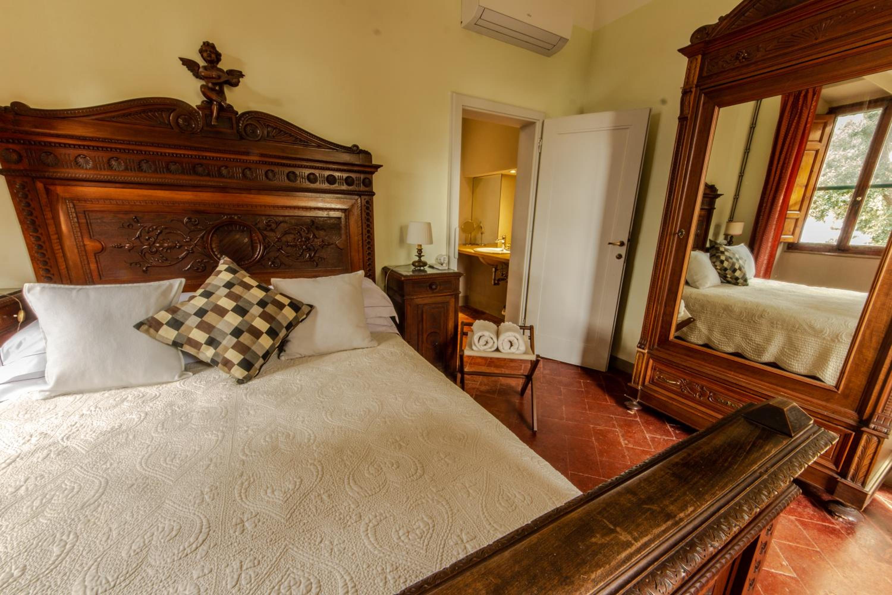 Superior Double or Twin Room - Photo 5