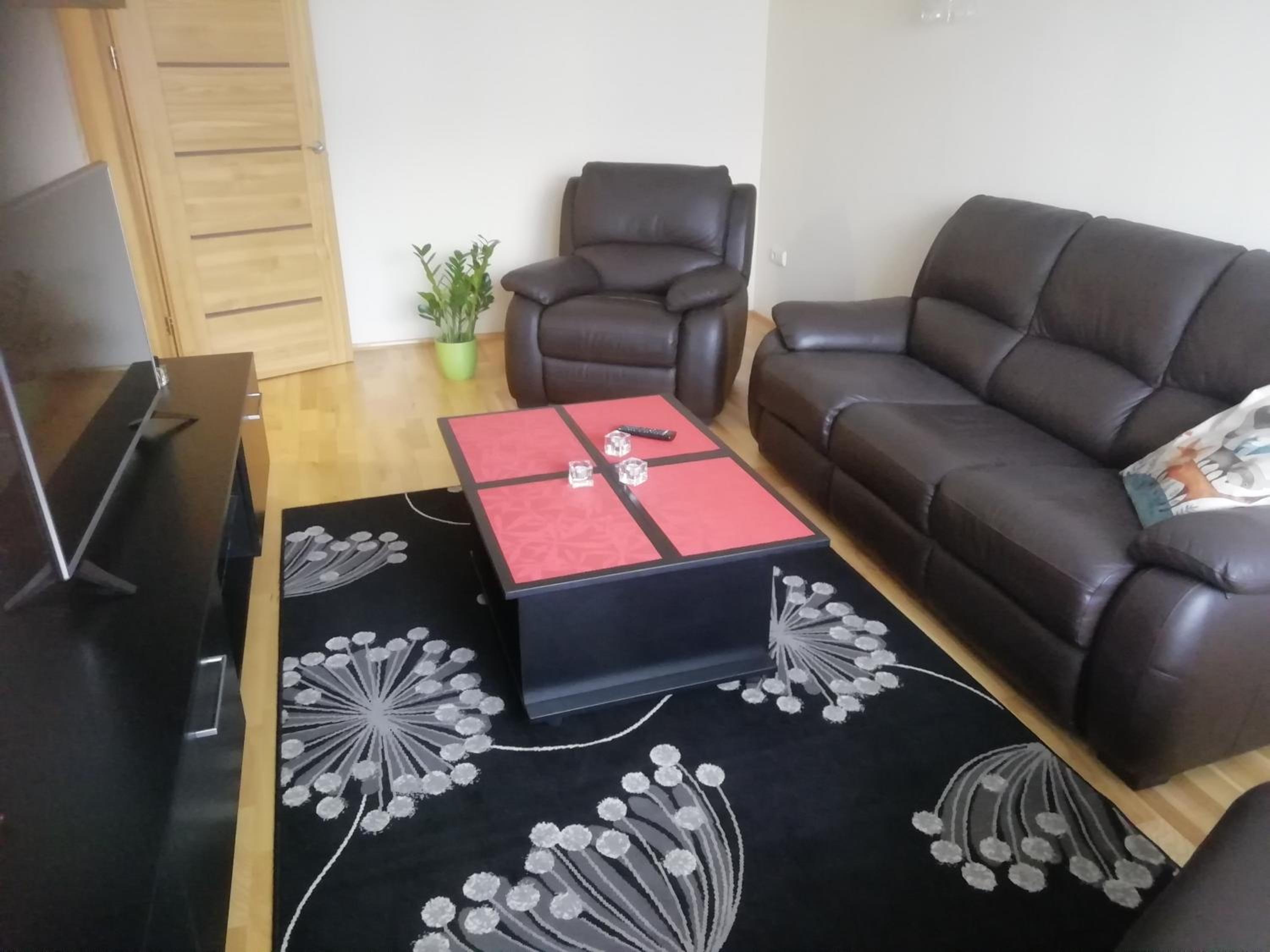 One-Bedroom Apartment - Photo 10