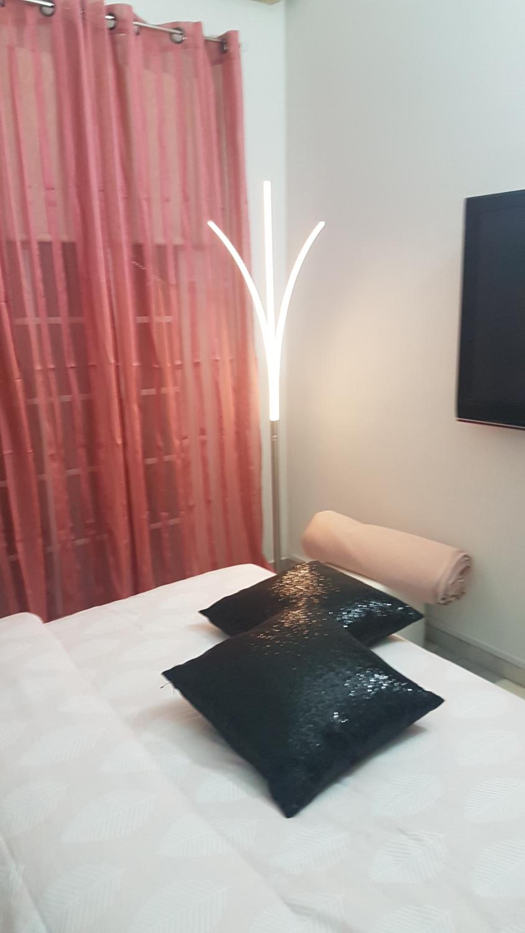 King Room with Balcony photo 3