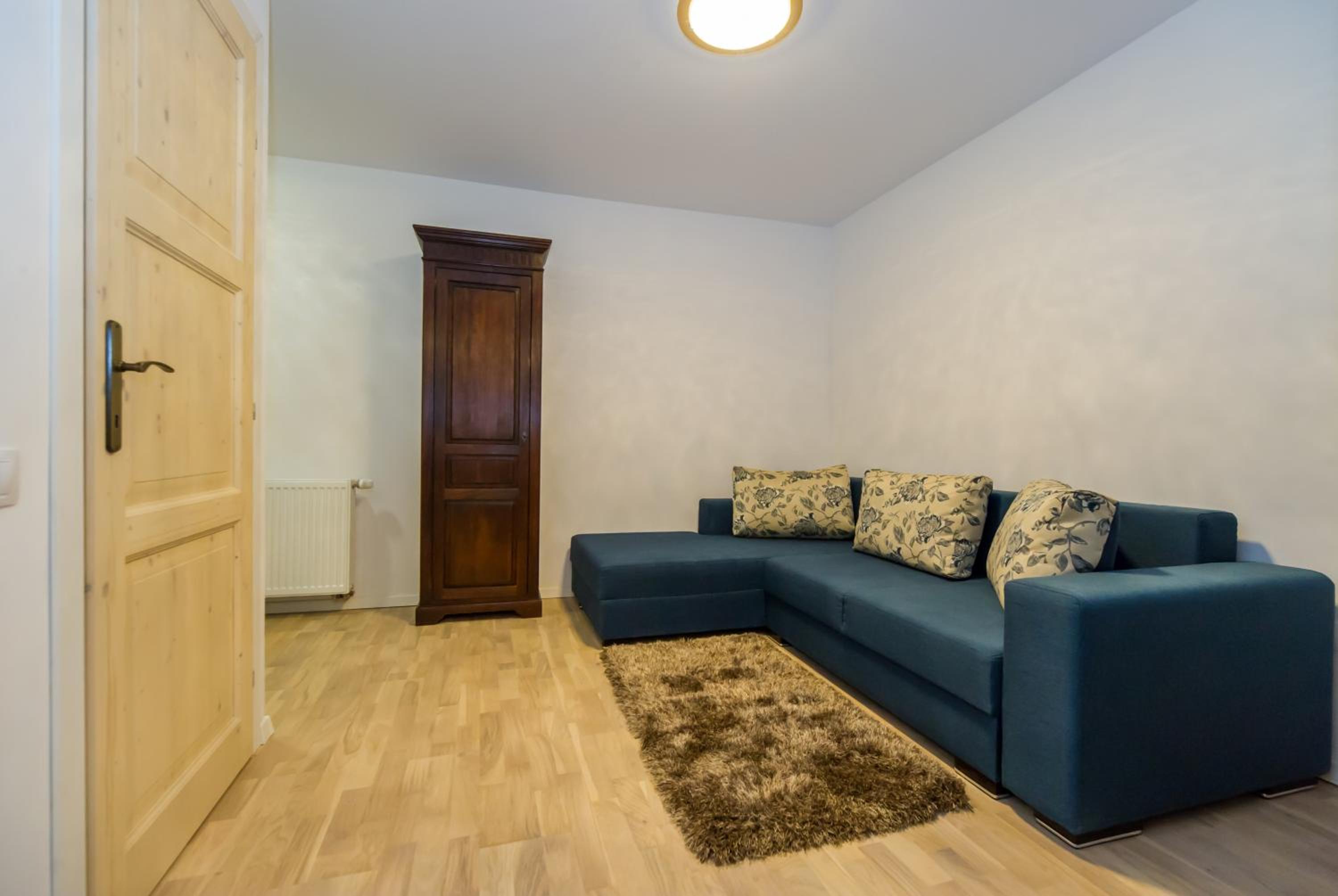 Apartment with Mountain View - Photo 16