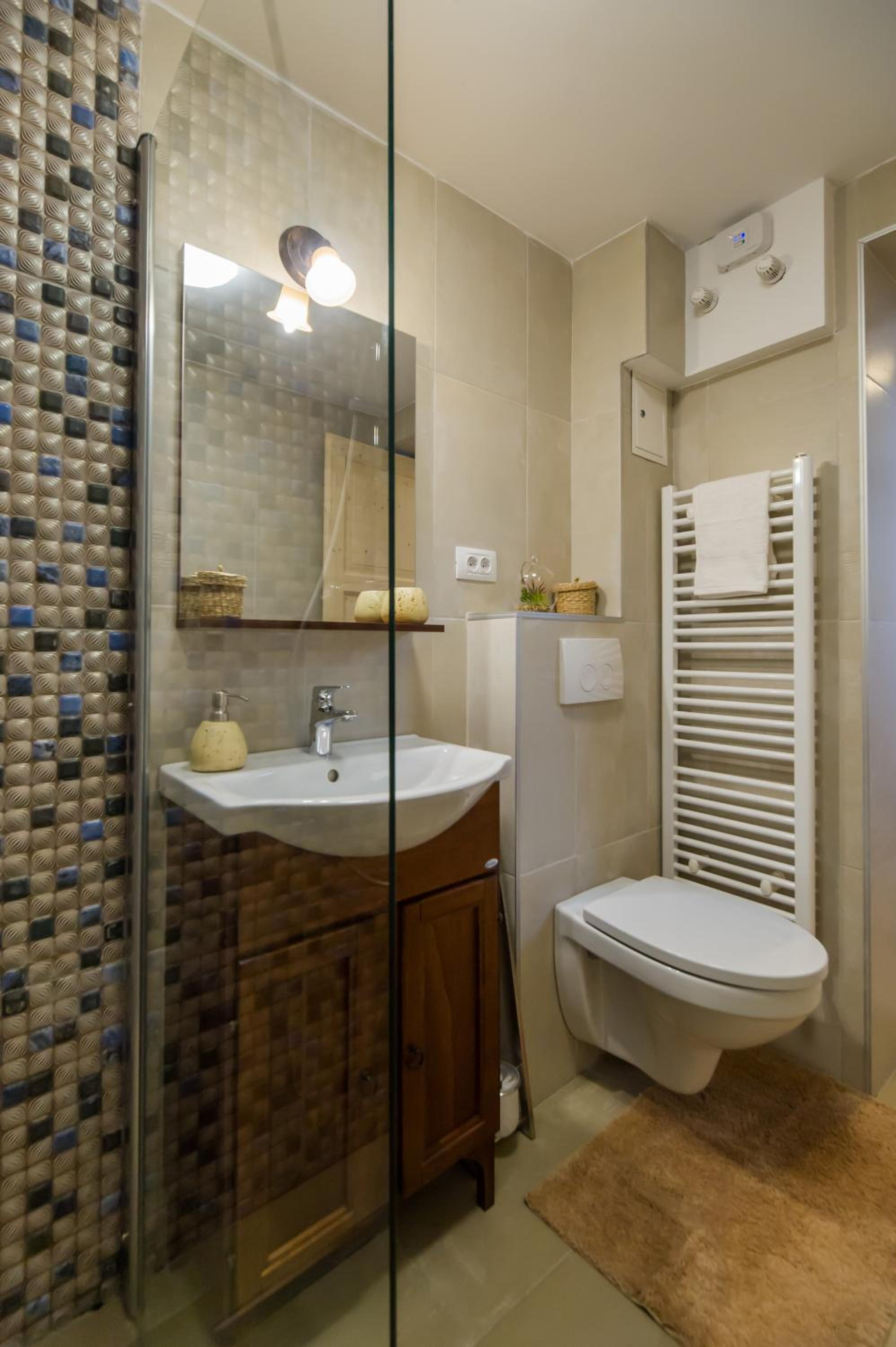 Studio Apartment - Photo 12