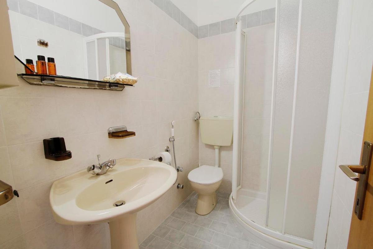 Superior Double Room - Photo 25