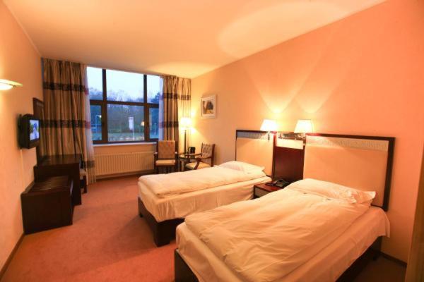 Double or Twin Room photo 3