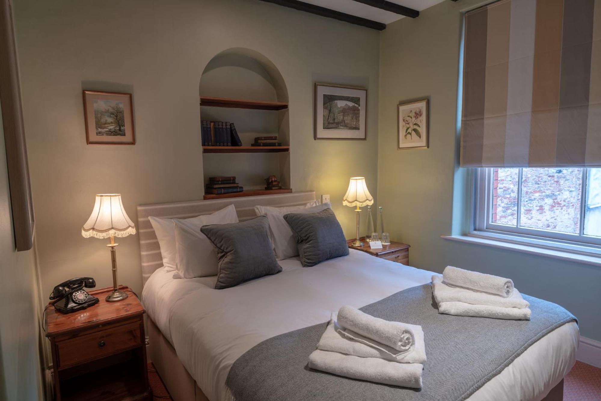Classic Double Room - Photo 1